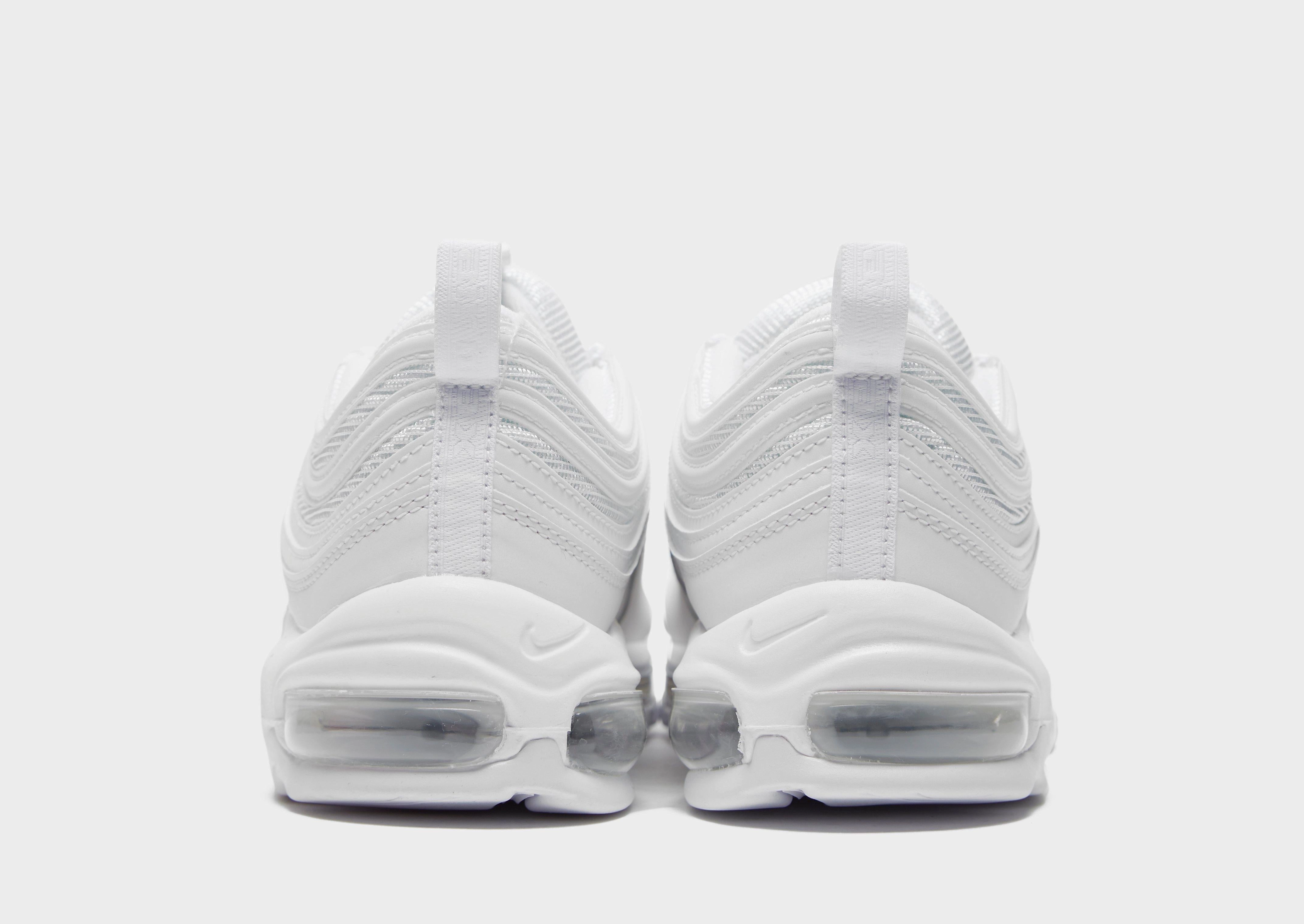 Smooth Layers, Light Motion Gear, Calm In Motionwear, Motion-Elevated, Dynamic Presence