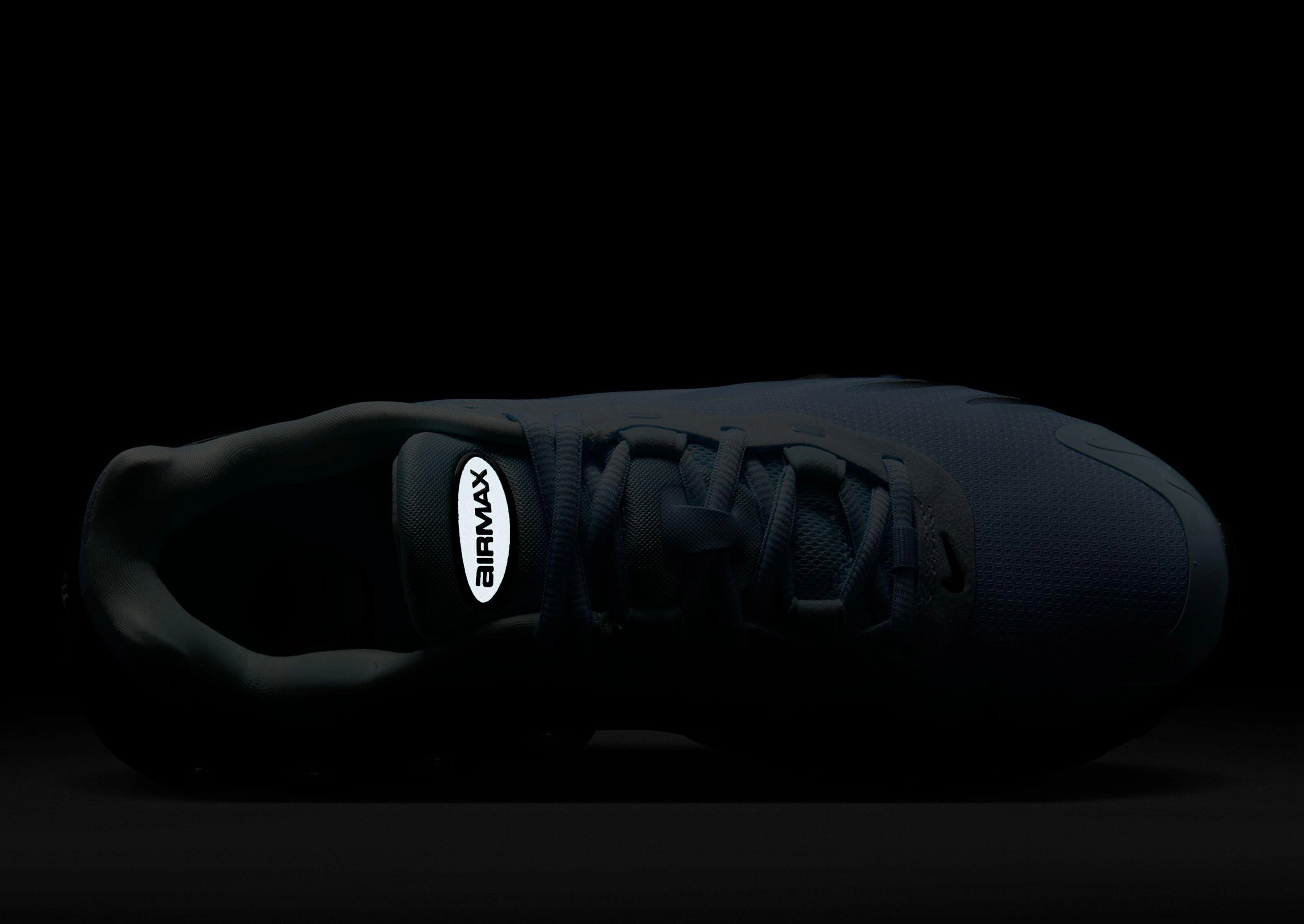 Cool Tones, Express In Ease, Cool Fitwear, Future Classic, Urban Clarity Wear, Dynamic Presence, Mobility Made Easy, Shaped For Flow