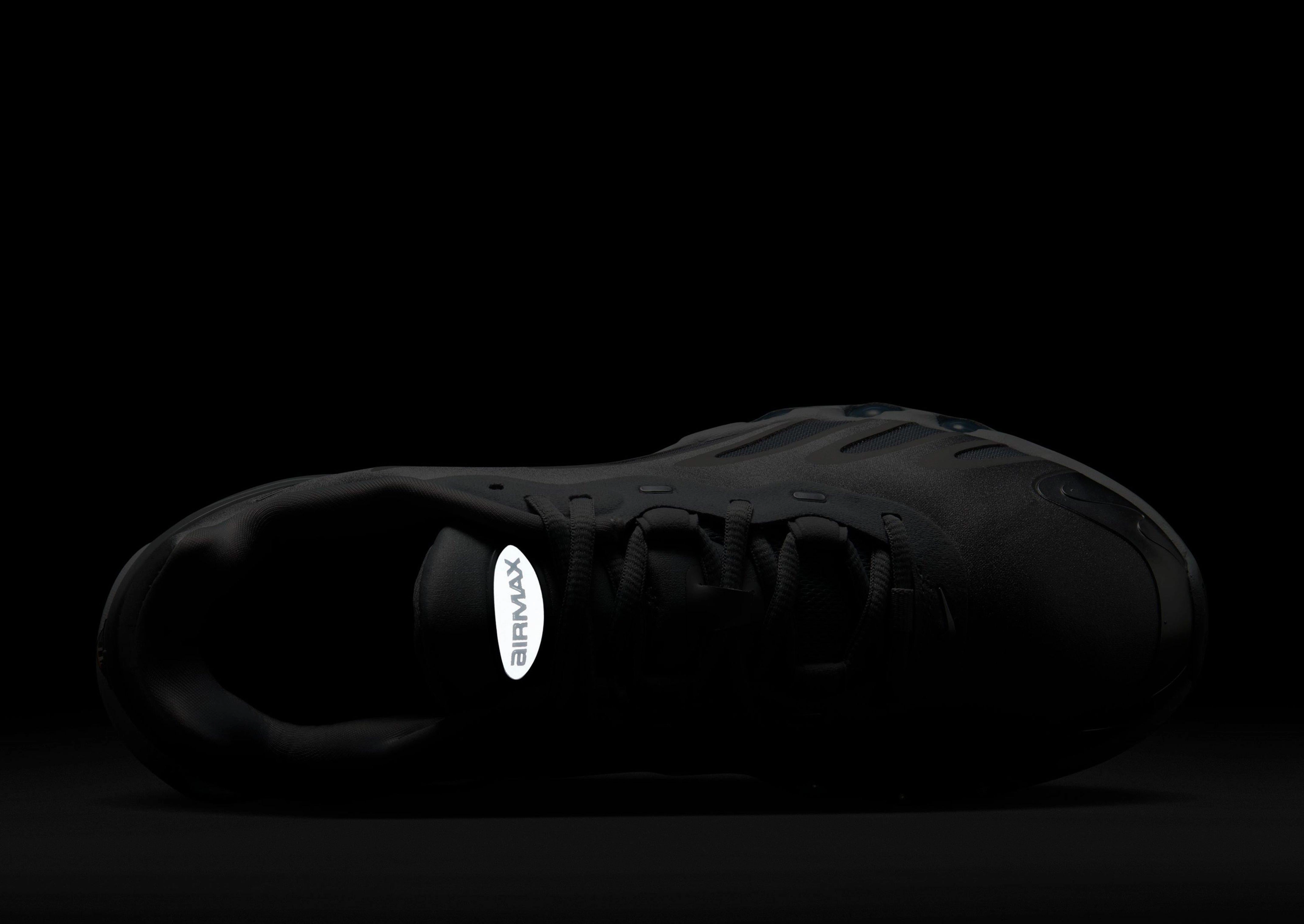 Refined Looks, Cool Minimalism, Refined Versatility, Minimal Gear, City-Flex, Your Mobile Look, Versatility Reimagined, Future-Neutral