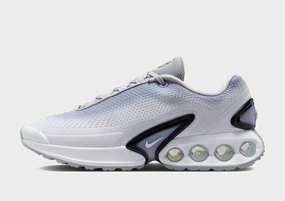 New Urbanism, Signature Look, Design-Led, Dayflow Gear, Refined Silhouette