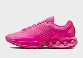 Core To Explore, Driven By Comfort, Function With Style, Constant Comfort, Seamless Transitions, Designed To Layer, Explore With Ease, The Now Look