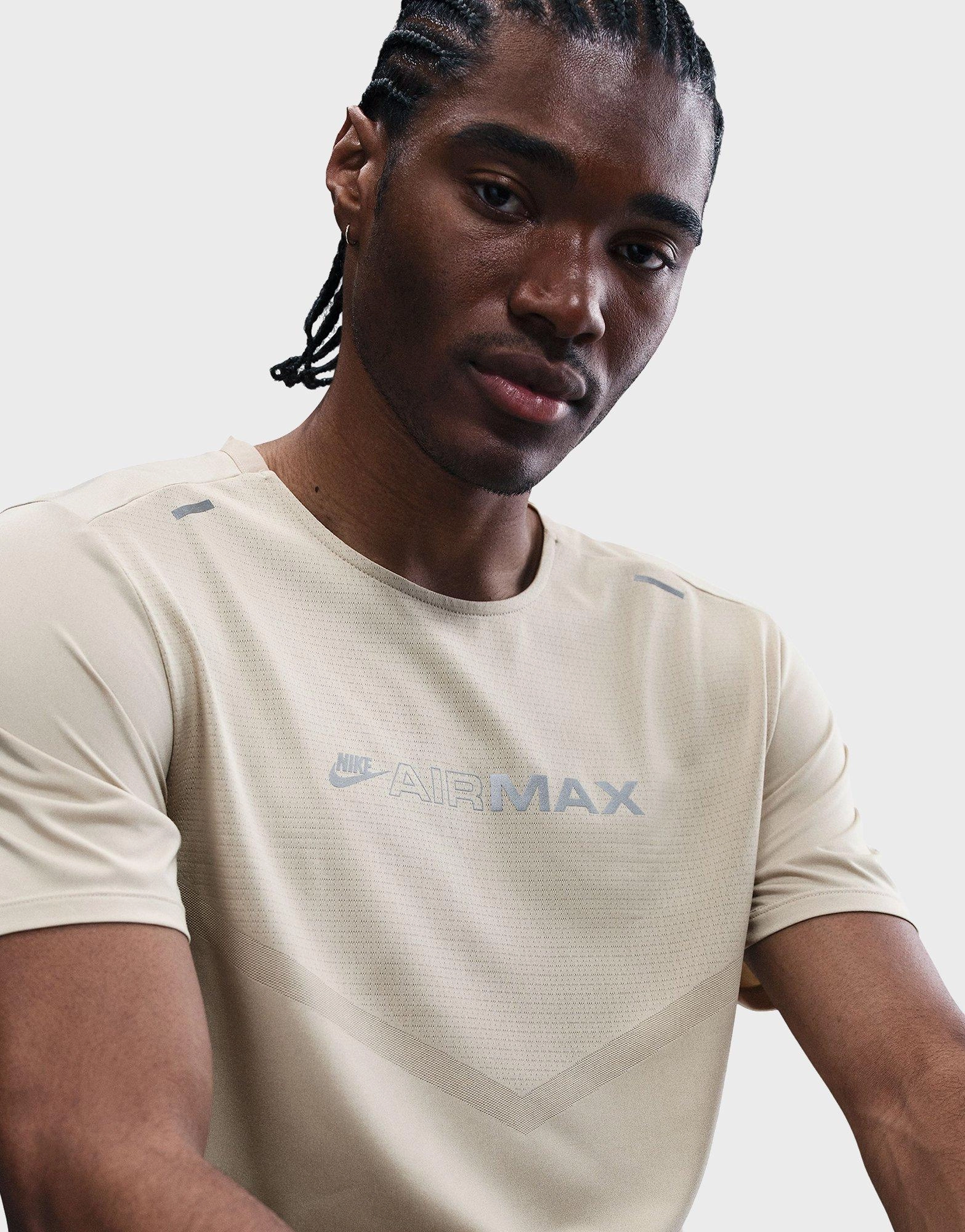 Everyday Core, Flow-Wear Future, Your Daily Vibe, Modular Uniform, Conscious Layers, In-Motion Look, Fluid Lifestyle