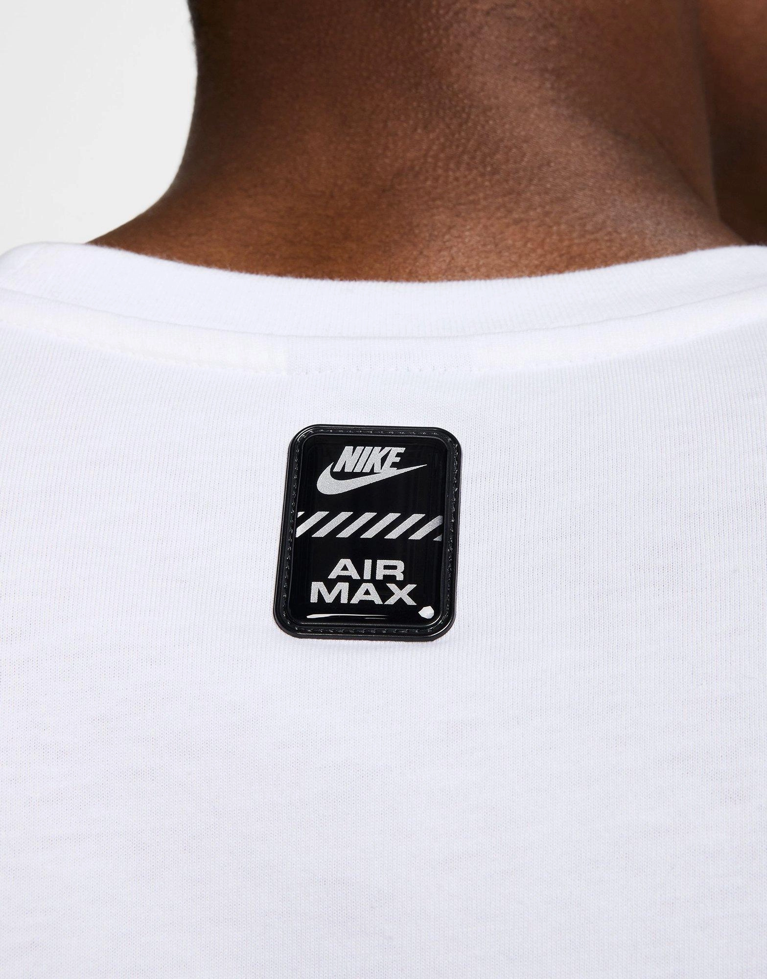 Flow-Wear Future, Soft Urban Core, Adapt And Go, Quiet Boldness, Cool And Essential