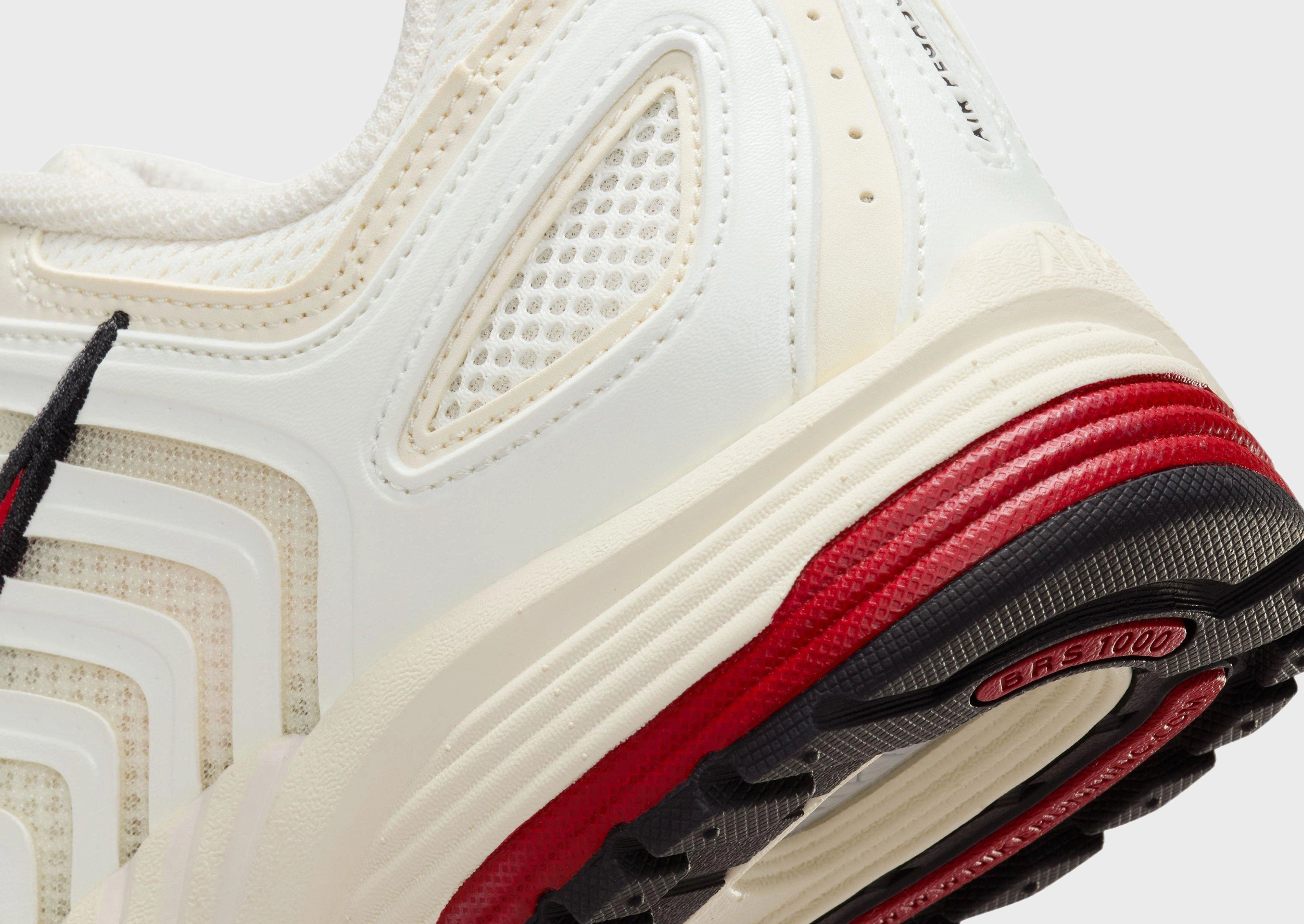 Fit To Live, Flow In Motion, Refined Versatility, Style To Move, Engineered Fit