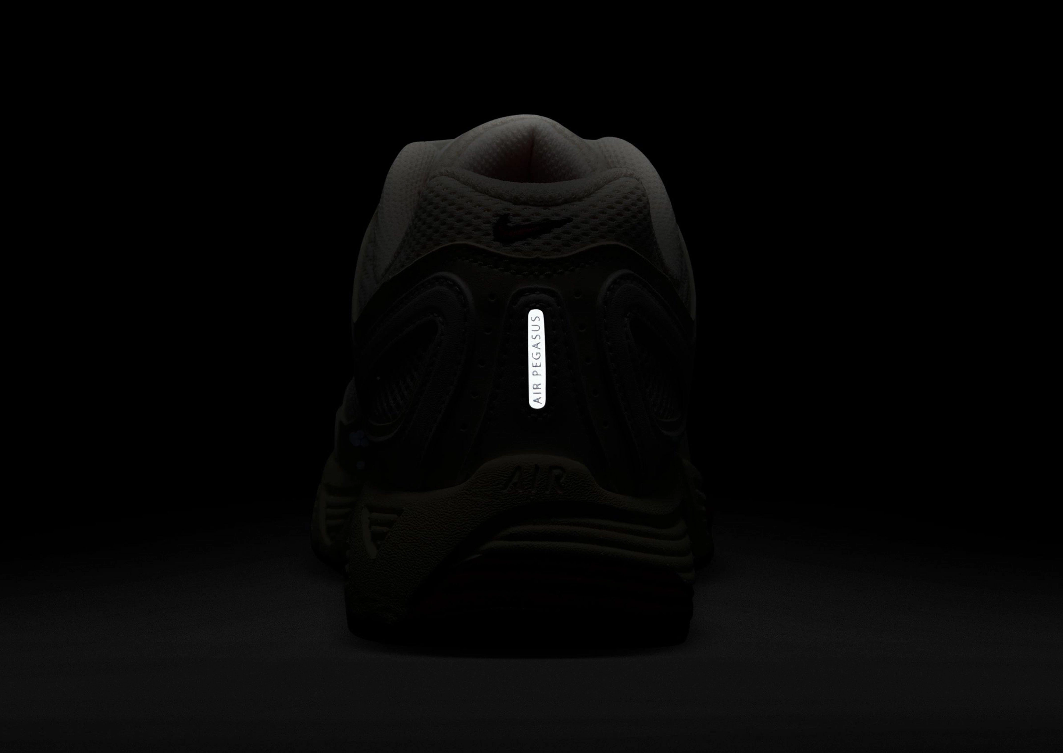 Dynamic Presence, Motion-Driven Wear, Refined Comfort, Dayflow Gear, Season-Neutral, Bold And Clean