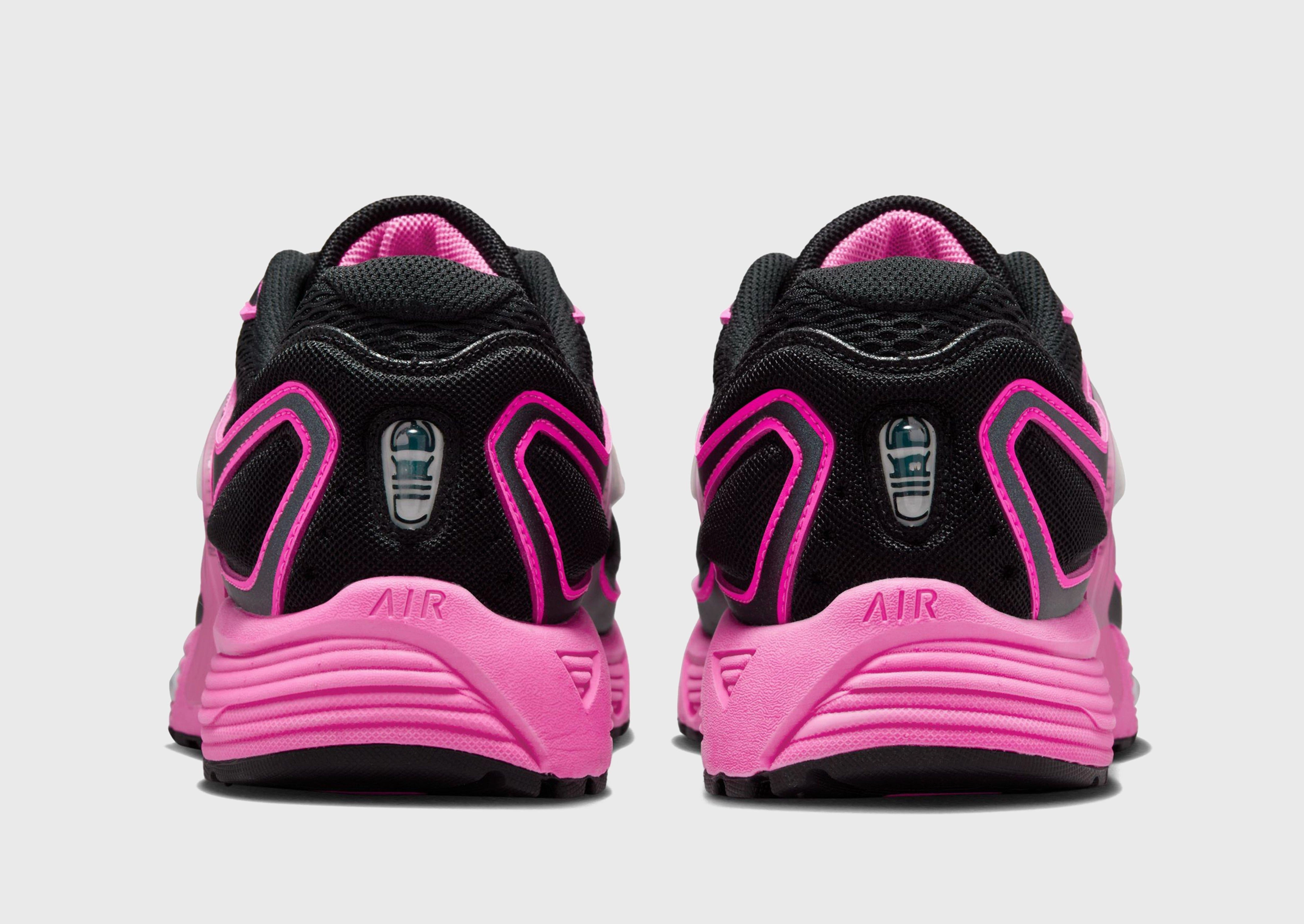 Bold And Clean, Core-Centric, Fit To Adapt, Move-Easy Layers, Smart Design Gear, Less Is More