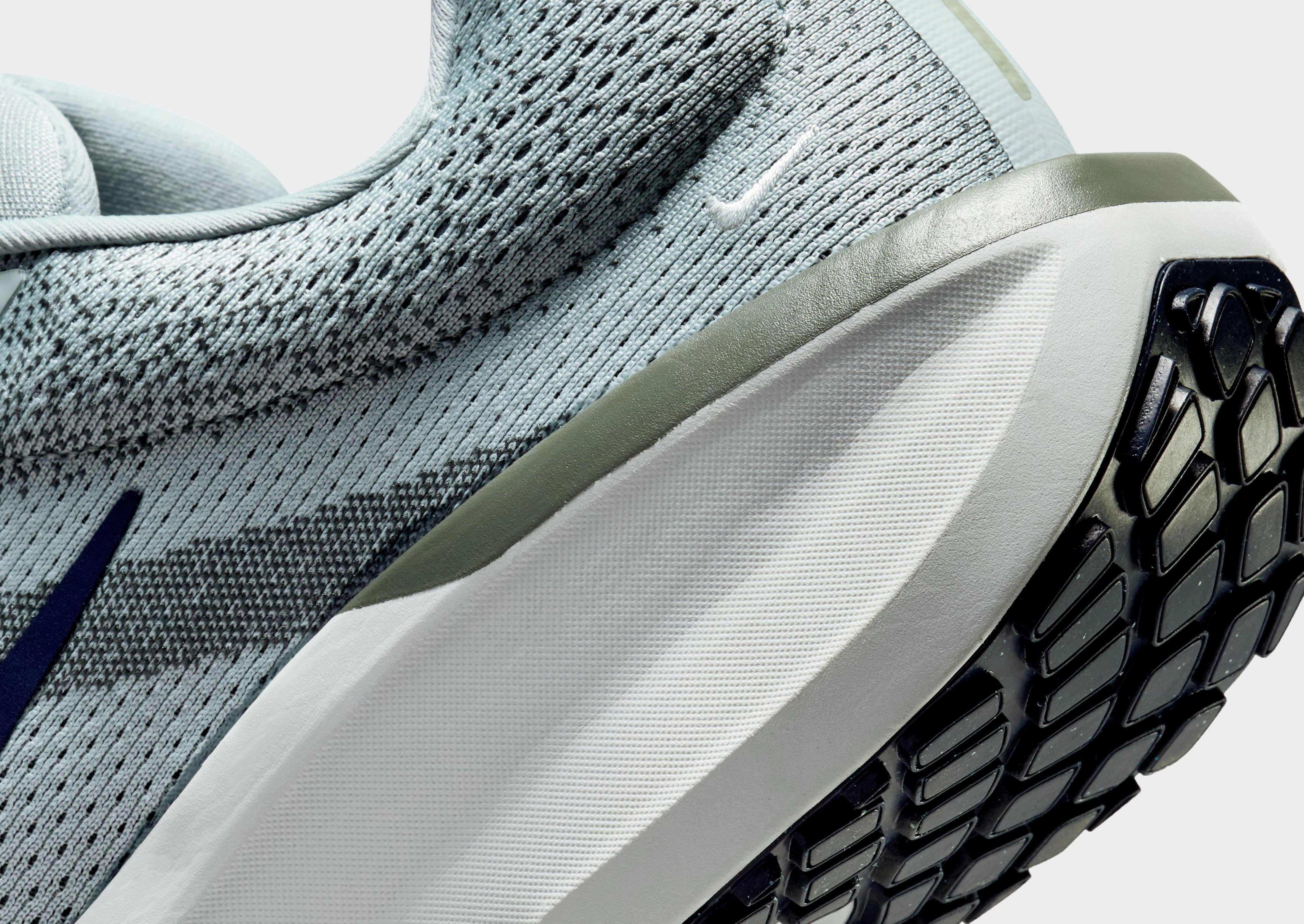 Pure Rhythm, Elevated Gear, Urban Lifestyle, Design-Led, Modern Pattern, Go Anywhere, Smart Casual Core