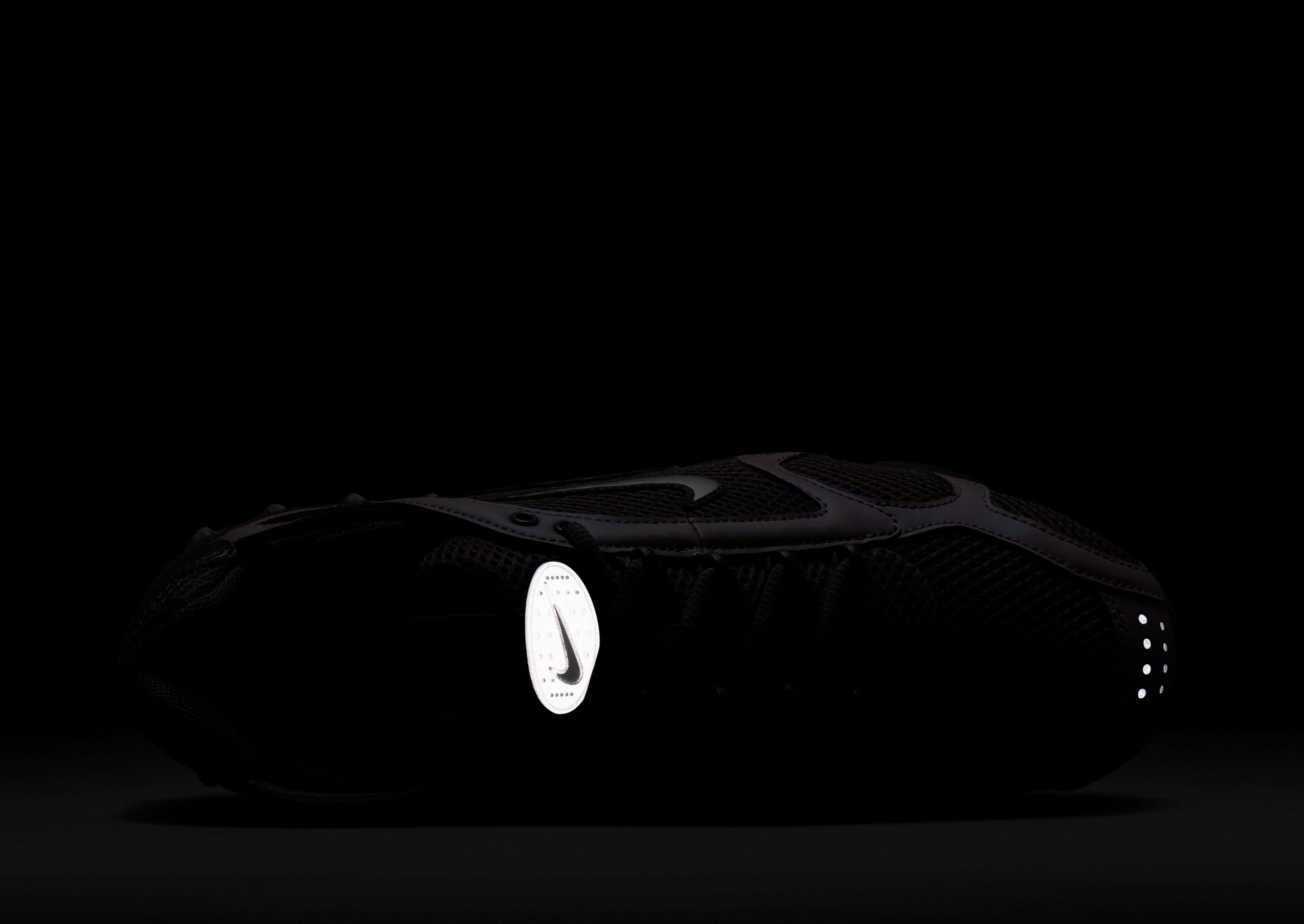 Form-Focused, Minimal Movement, Refined Comfort, Form In Action, Go-Easy Gear, Progressive Tone, Timeless Motion, Made To Roam