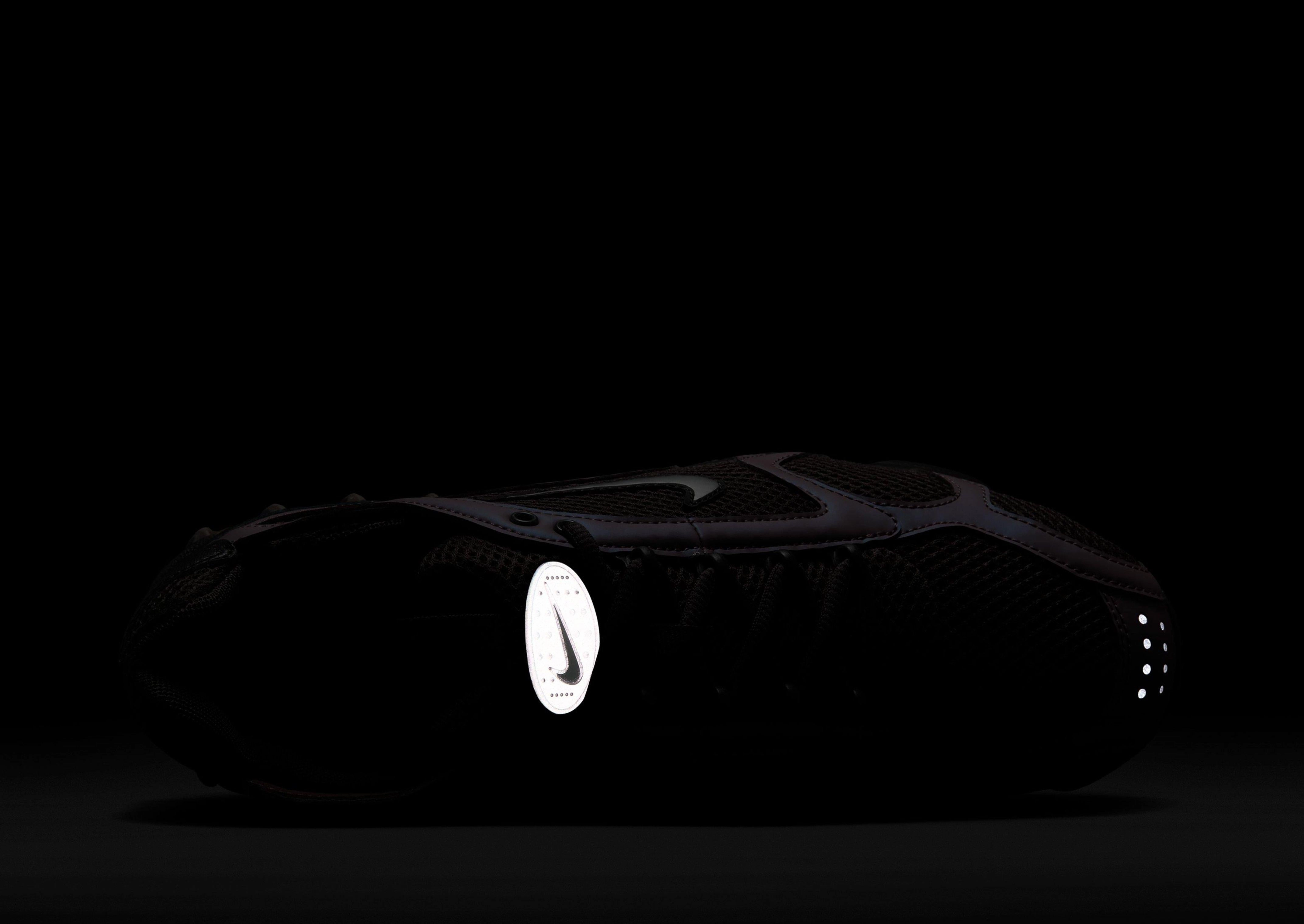 Form-Focused, Minimal Movement, Refined Comfort, Form In Action, Go-Easy Gear, Progressive Tone, Timeless Motion, Made To Roam