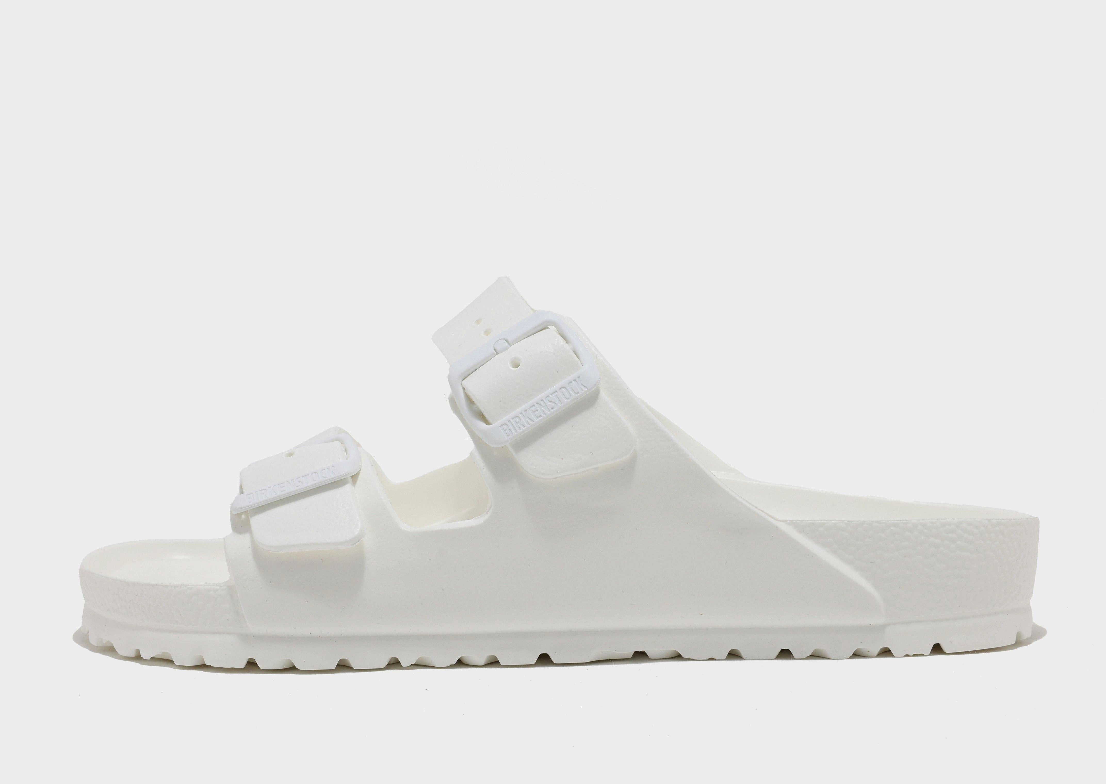 Go-Mode Fit, Crafted To Wear, Engineered Casual, Fluid-Form Design, Design In Motion