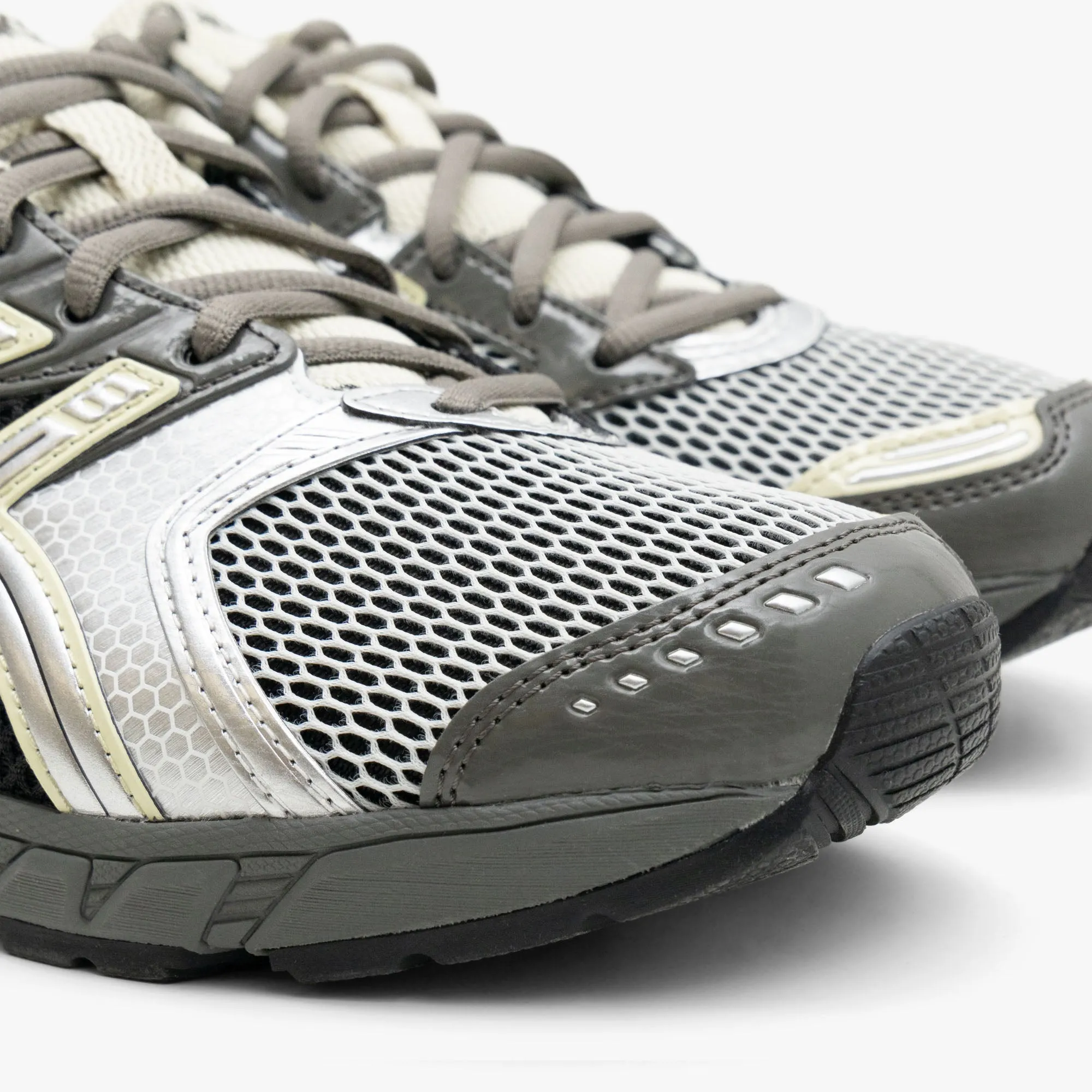 ASICS Gel-DS Trainer 14 Truffle Grey / Pure Silver asics Shoes