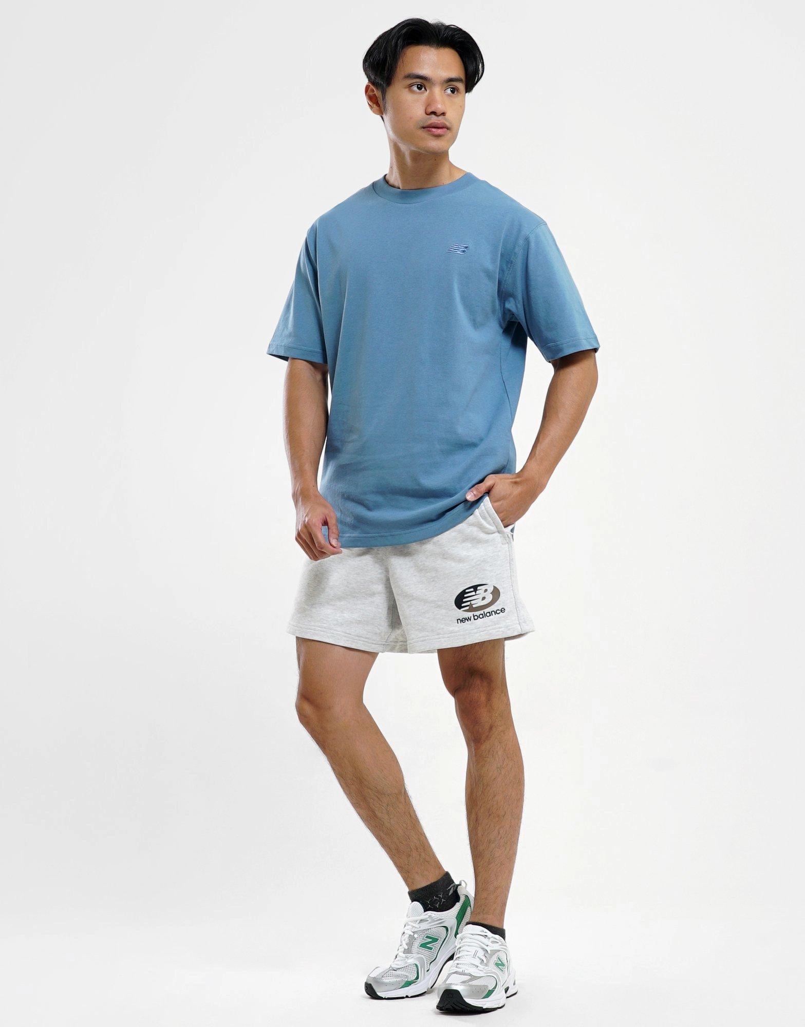 Fluid-Form Design, Adaptable Pieces, Relaxed Refinement, Purpose-First Outfit, Go-Gear, Ease In Motion