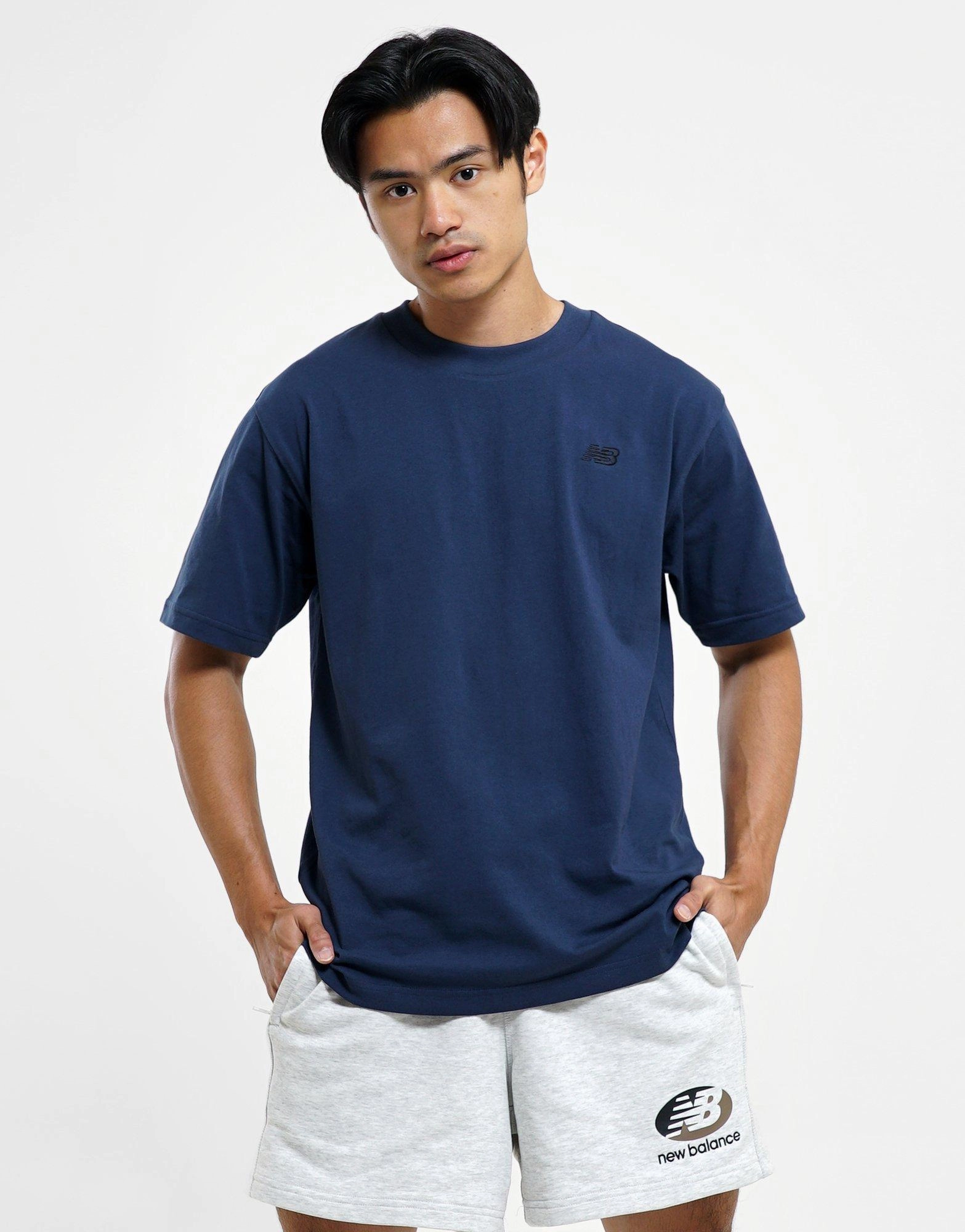 Neutral Layers, Smart Casual, Progressive Tone, In-Motion Look, Future-Ease