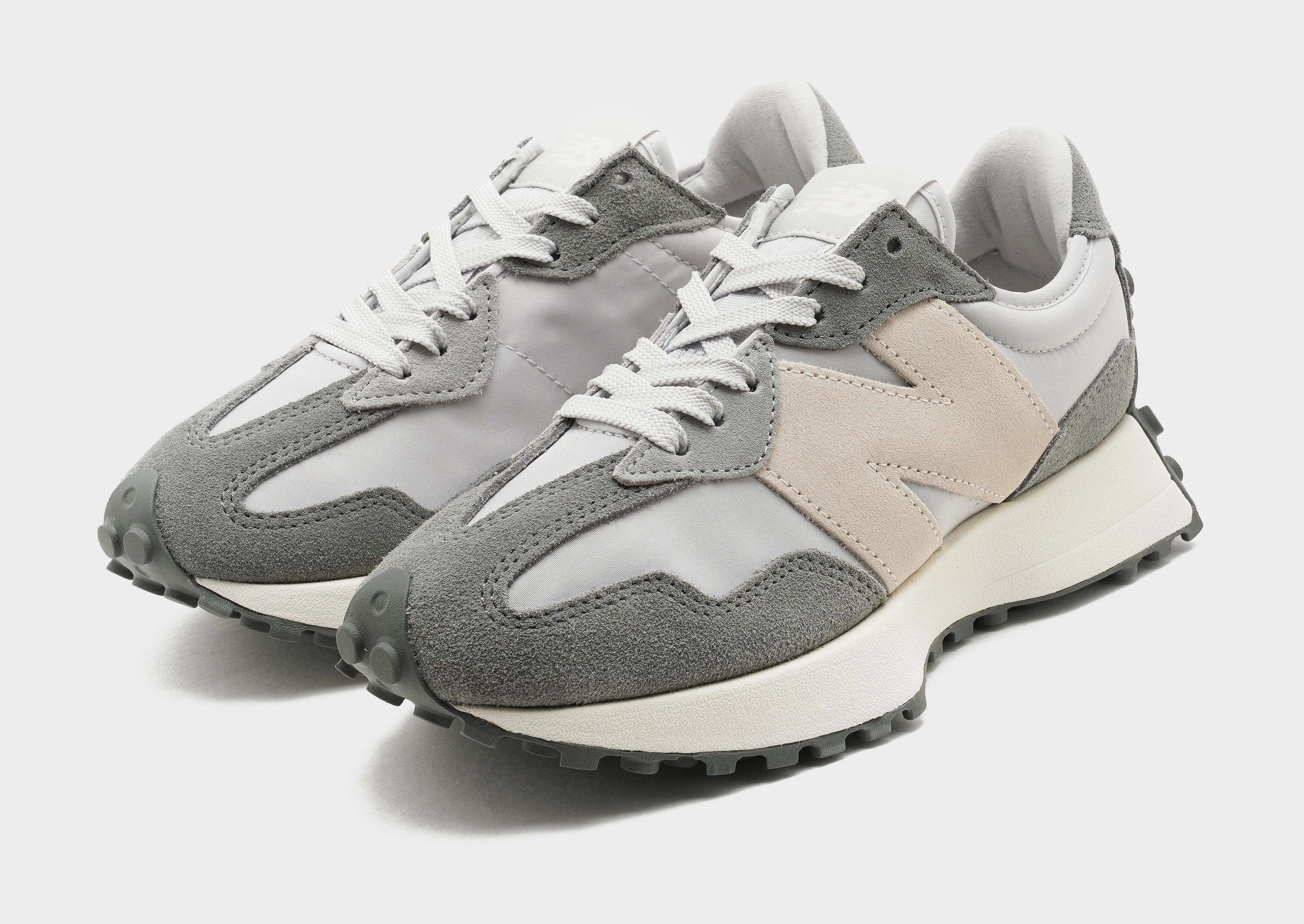 Explore With Ease, Sleek Citywear, Tailored Utility, Refined Fit Gear, Urban Transition, Shaped For Flow, Refined Silhouette