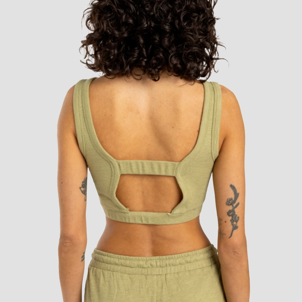 Ease-Ready, Living Wear, Balanced Design, Purpose-First Outfit, Refined Tone, Lifestyle Modular, Breathe And Move, Explore With Ease