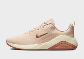 Function-First Fit, Relaxed Refinement, Forward-Looking Fit, Utility In Style, Tailored Ease, Step Into Rhythm, Lifestyle Drop