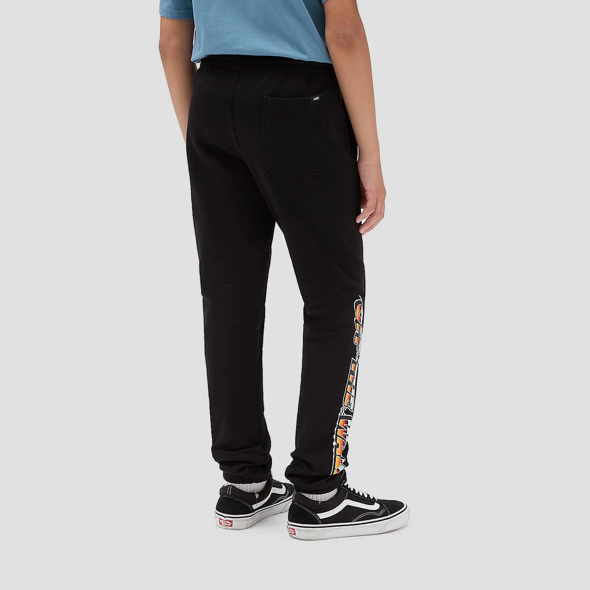 Simplicity Rules, Urban Clarity Wear, Style That Adapts, Flexible Everyday, Motion Simplicity, Future-Ready Looks