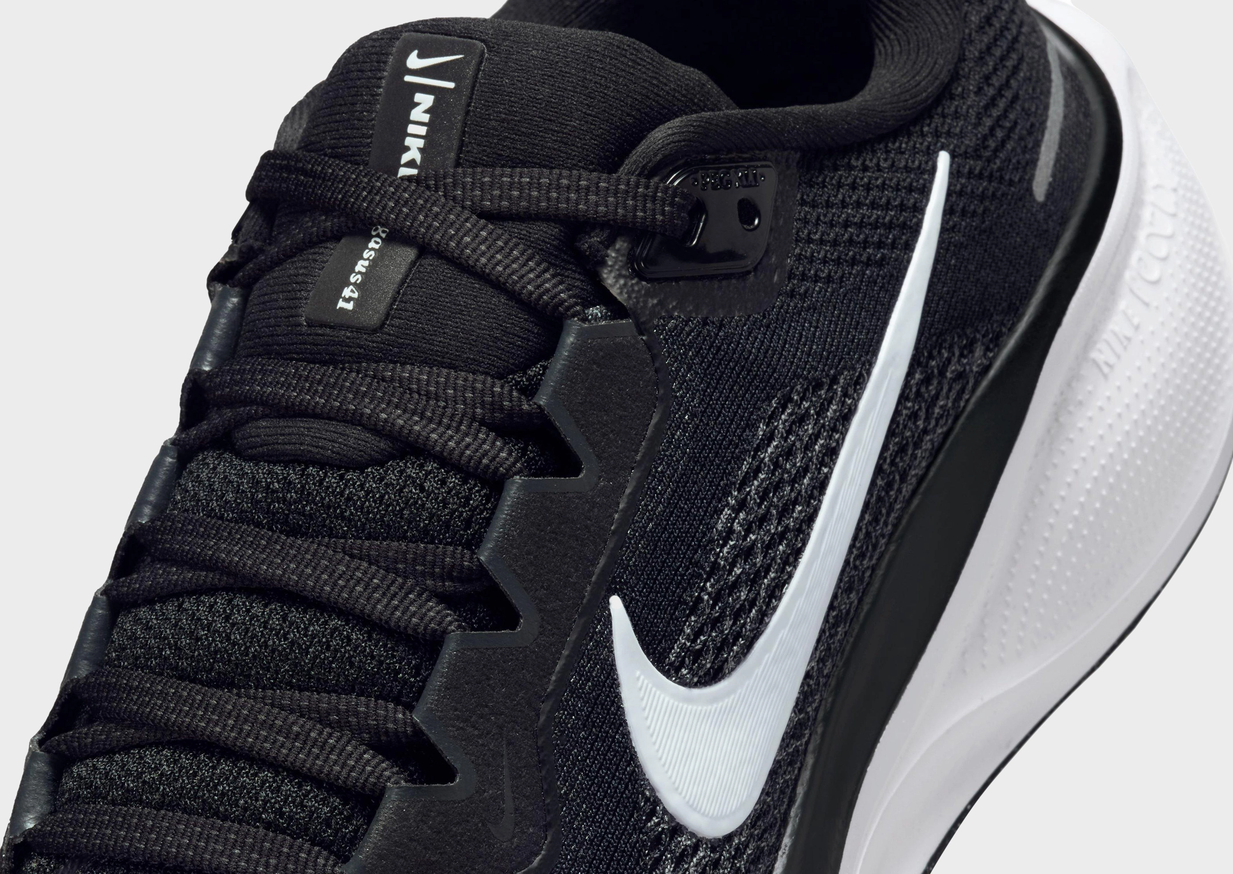Streamlined Edge, Modern Rhythm, Season-Neutral, Ready When You Are, Modular Core, Ease In Motionwear