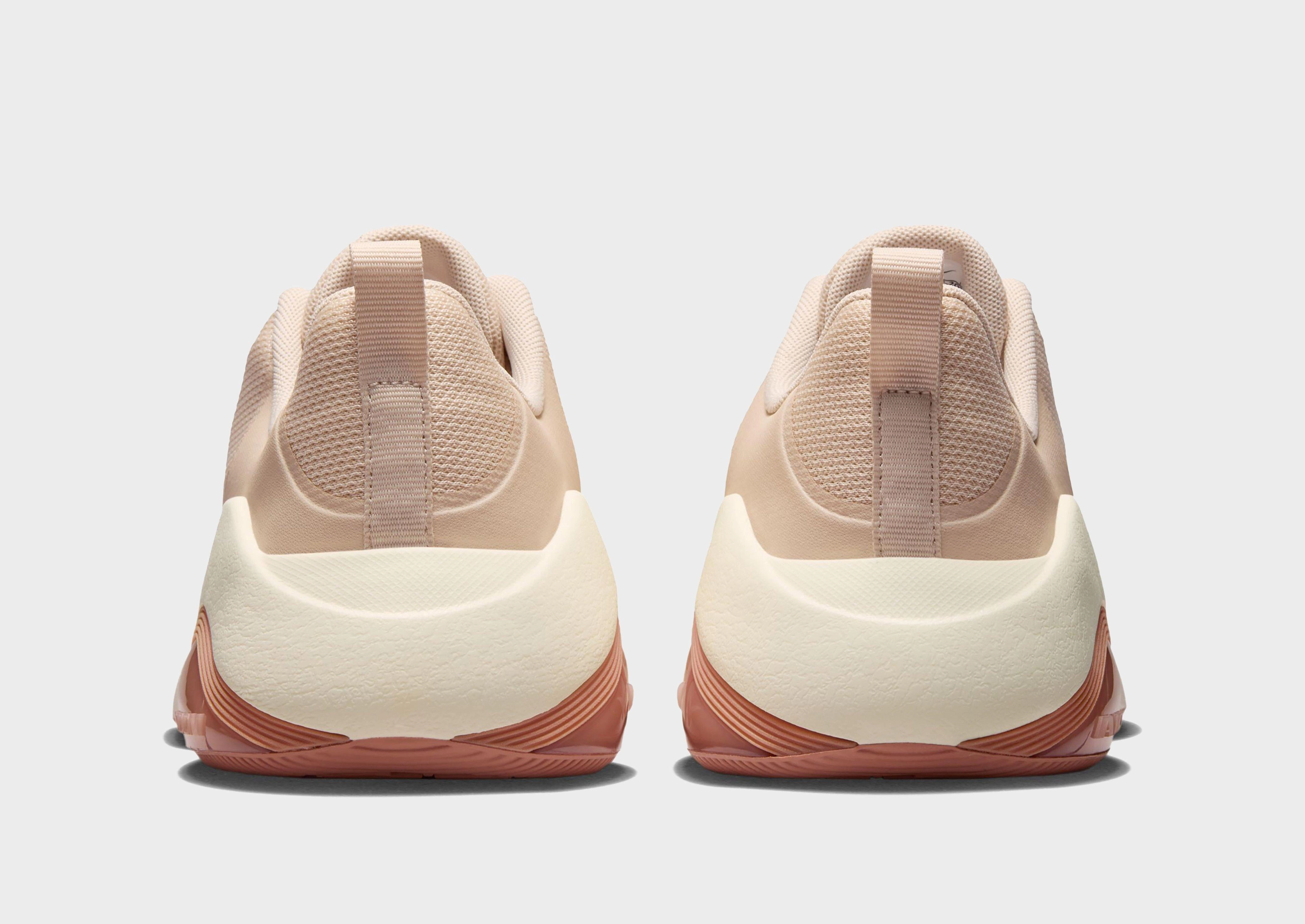 Expressive Minimal, Anytime Fit, Minimal Details, Engineered Profile, Form Meets Calm, Curated Looks, Shift-Mode, Fluid-Form Design