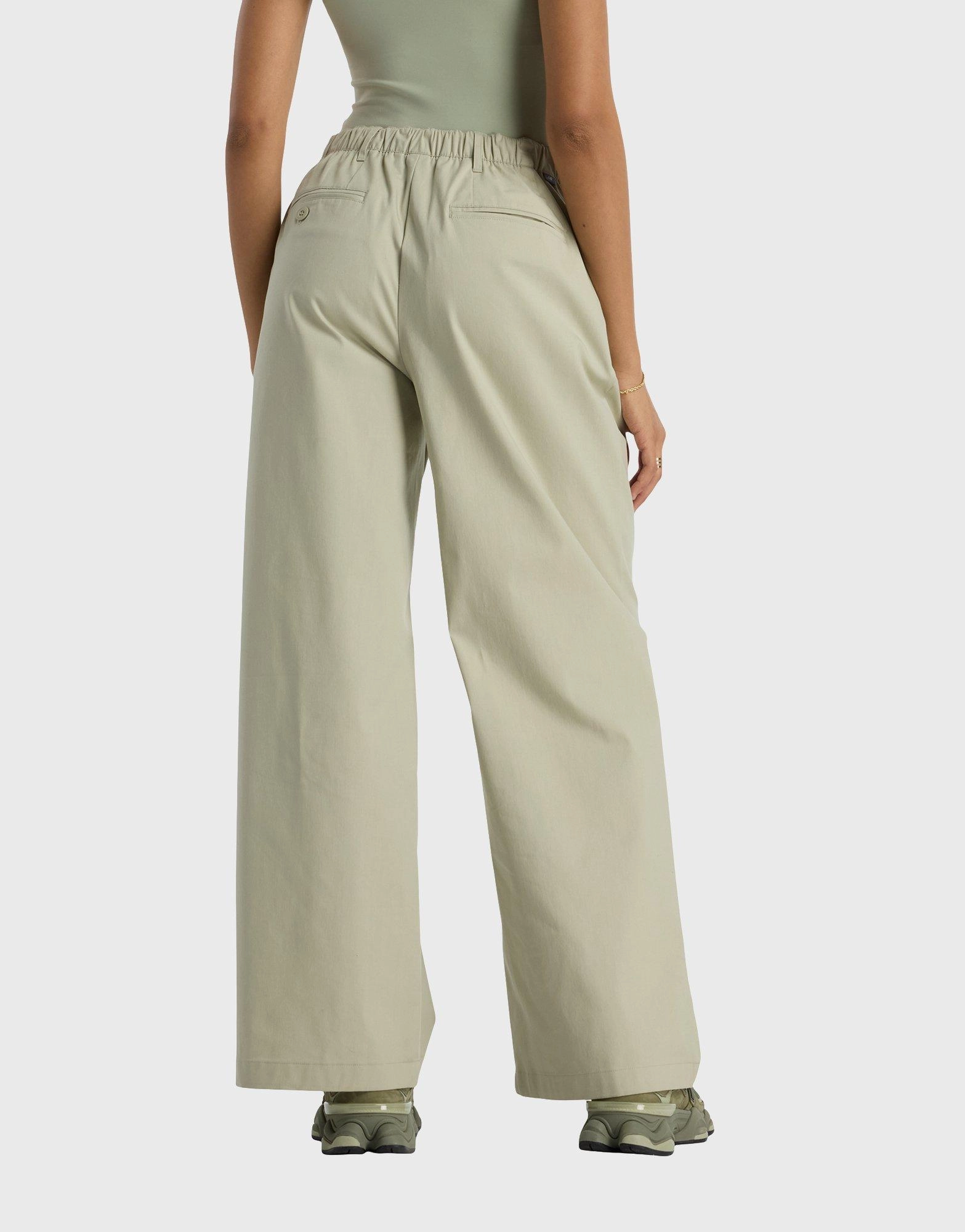 Uncomplicated Fit, Cool Minimalism, Go-Anywhere Style, Coolly Crafted, Pure Look