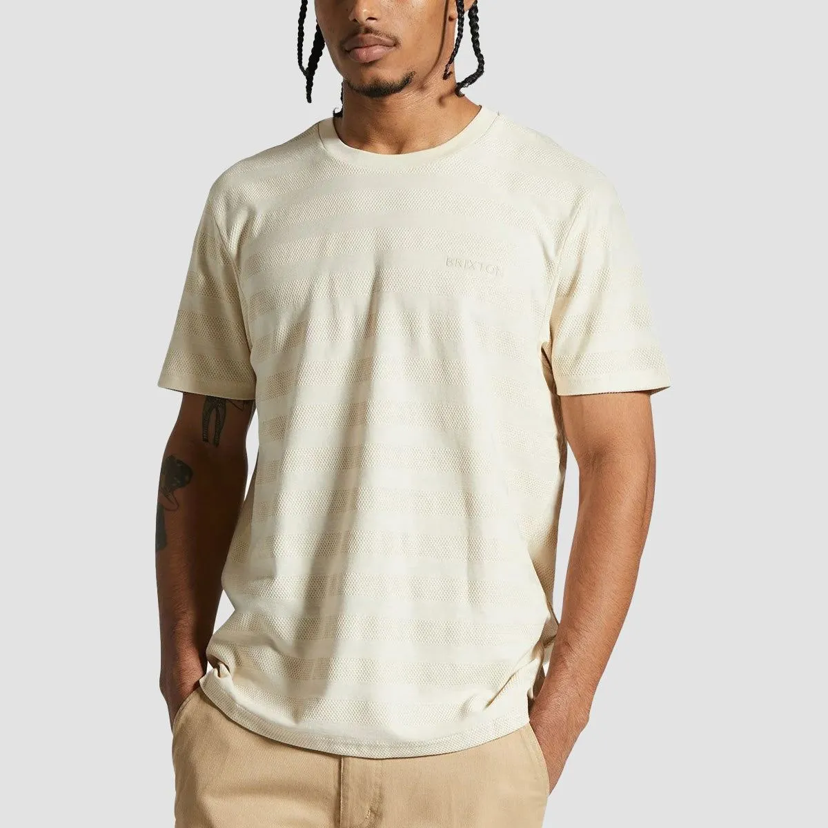 Constant Vibe, Modern Pattern, Motion Simplicity, Soft Structure, Clean Citywear, Pure Urban, Modern Motionwear, Future-Ready