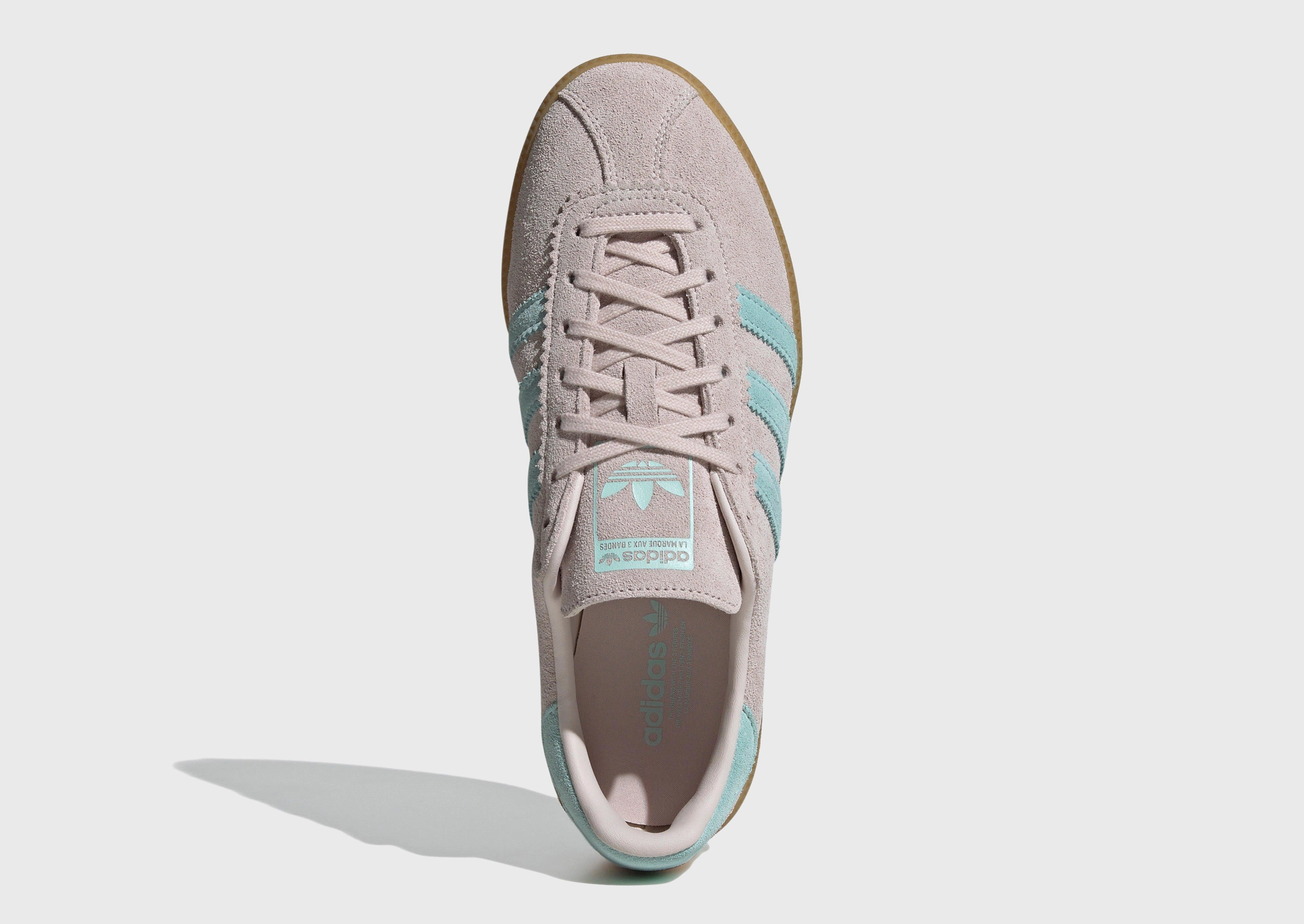 Cool Crafted, Explore With Ease, Cool Minimalism, Simple City, Seasonal Updates, Elevate Your Routine, Quiet Fit, Feel The Flow