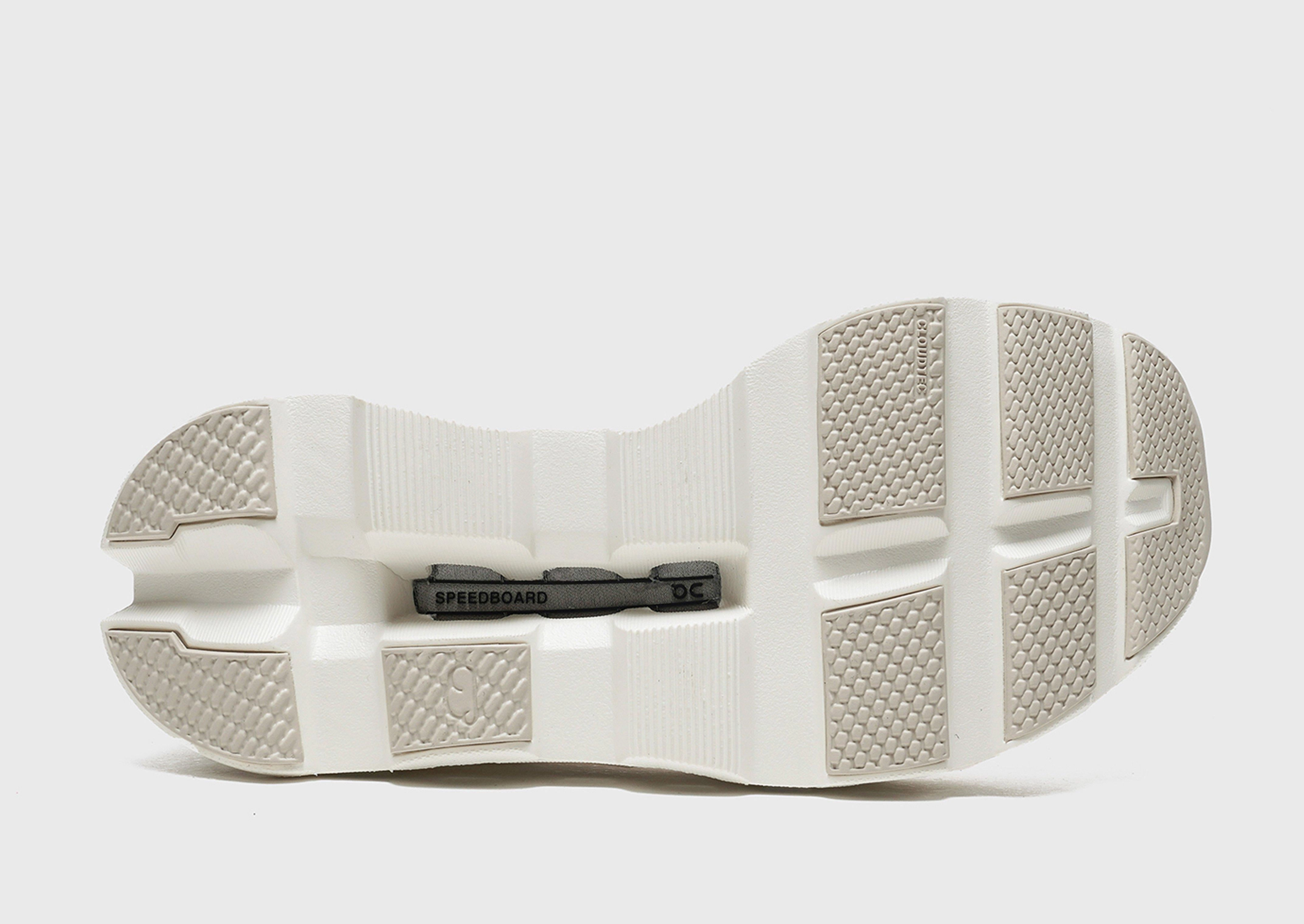 Refined Tone, Seasonless Design, Adaptive Style, Ease Daily, Authentic Motion