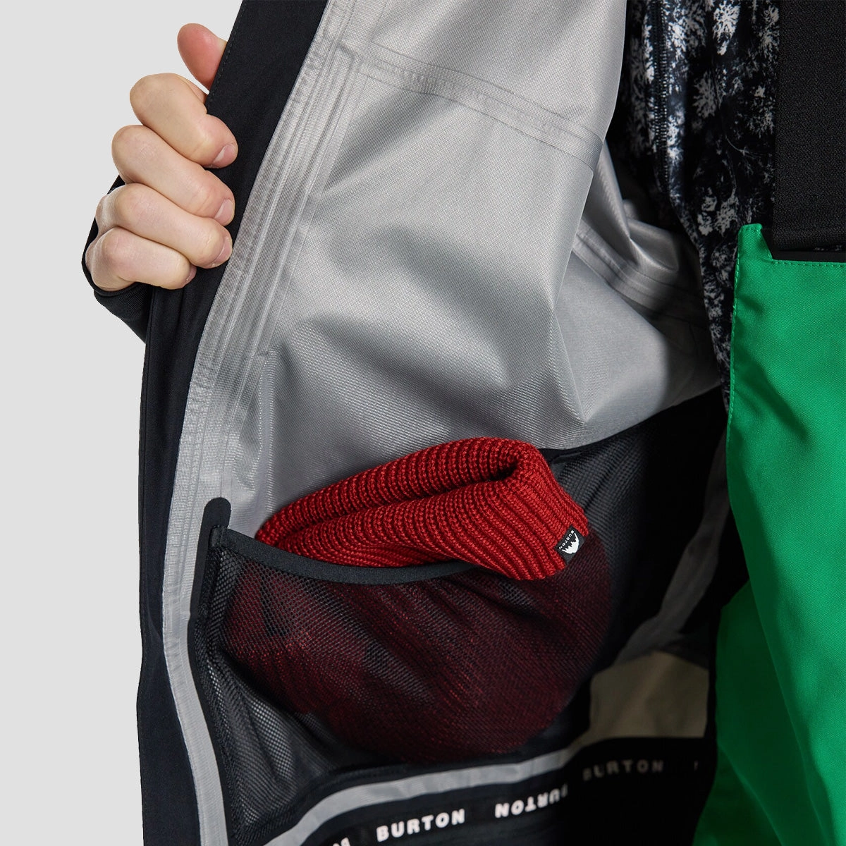 Crafted Minimal, Updated Rhythm, Subtle Style Gear, Urban-Motion Fit, Ready For Rhythm, Express Yourself, Streamlined Fit, Cool Experience