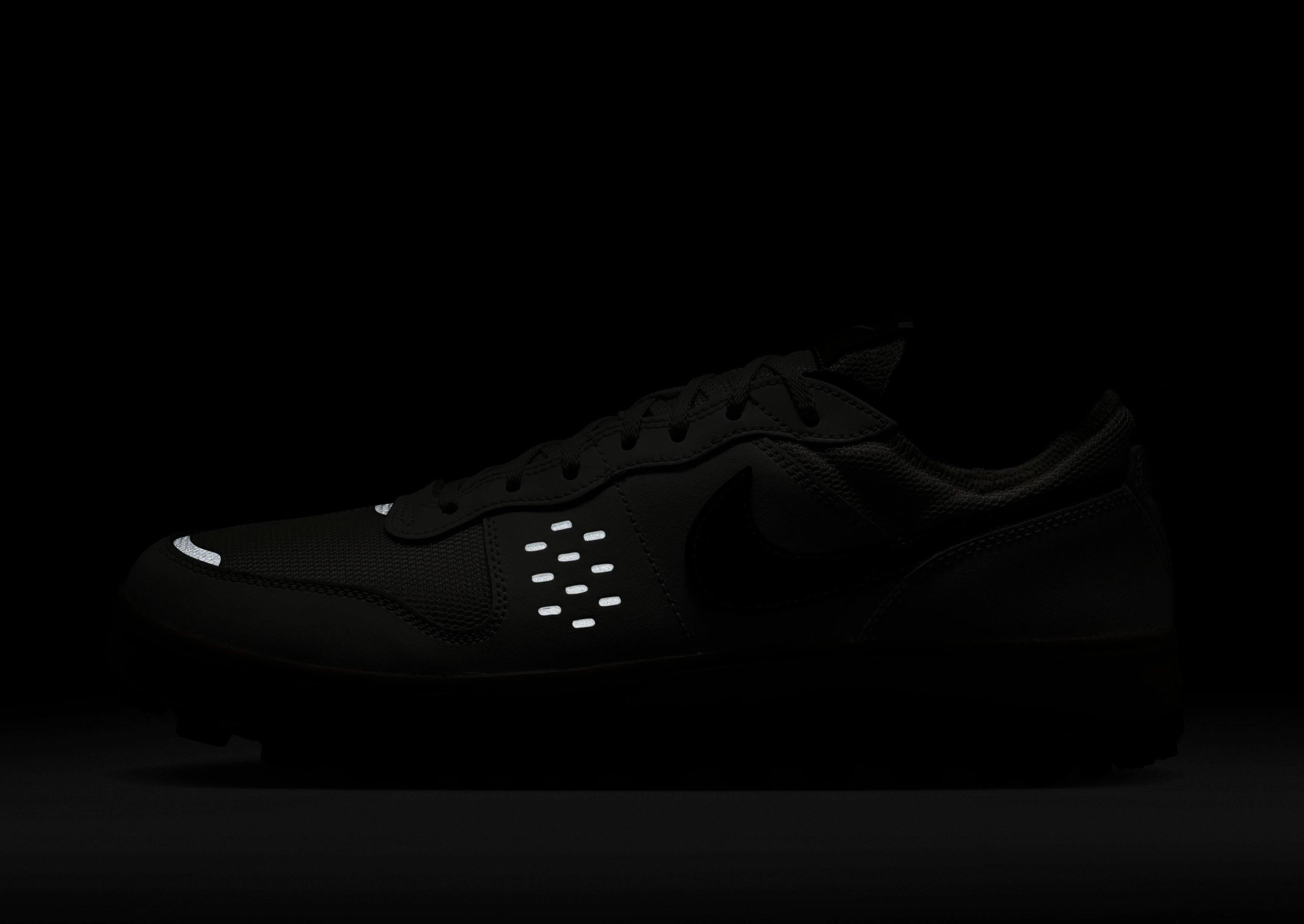 Universal Function, Designed To Flex, Design In Motion, Quiet Performance, Versatile Rhythm, Quiet Design, Rhythmic Fit