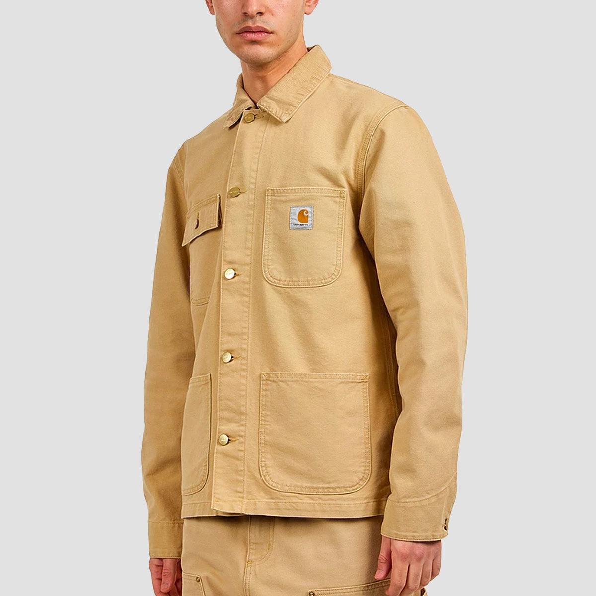 Bold Form, Clean Dailywear, Designed For Presence, Sleek Comfortwear, Active-Inspired, Fit To Adapt, Refined Structure, Chill-Crafted
