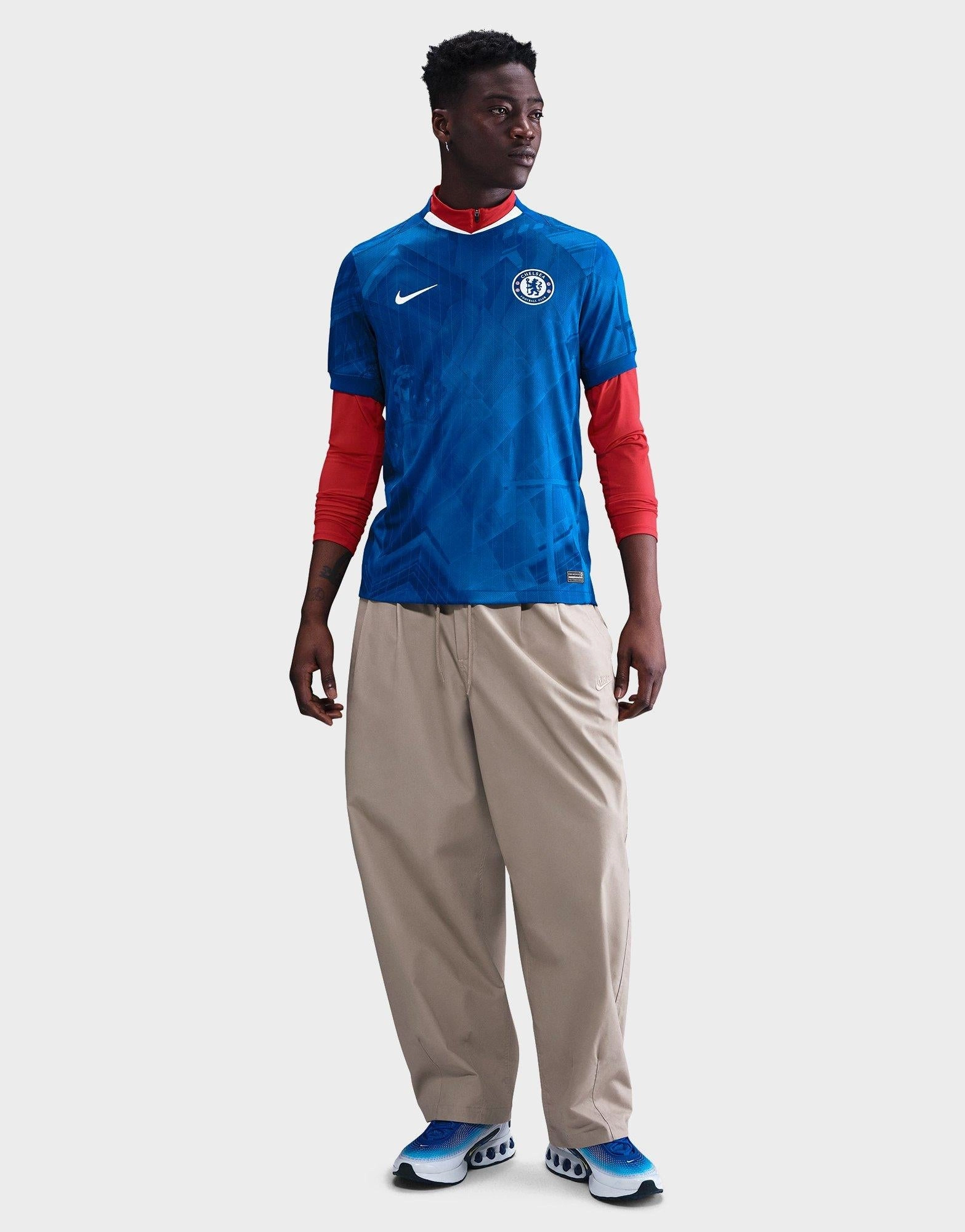 Universal Outfit, Ultra-Clean Style, Style Meets Tech, Effortless Utility, Ease In Design