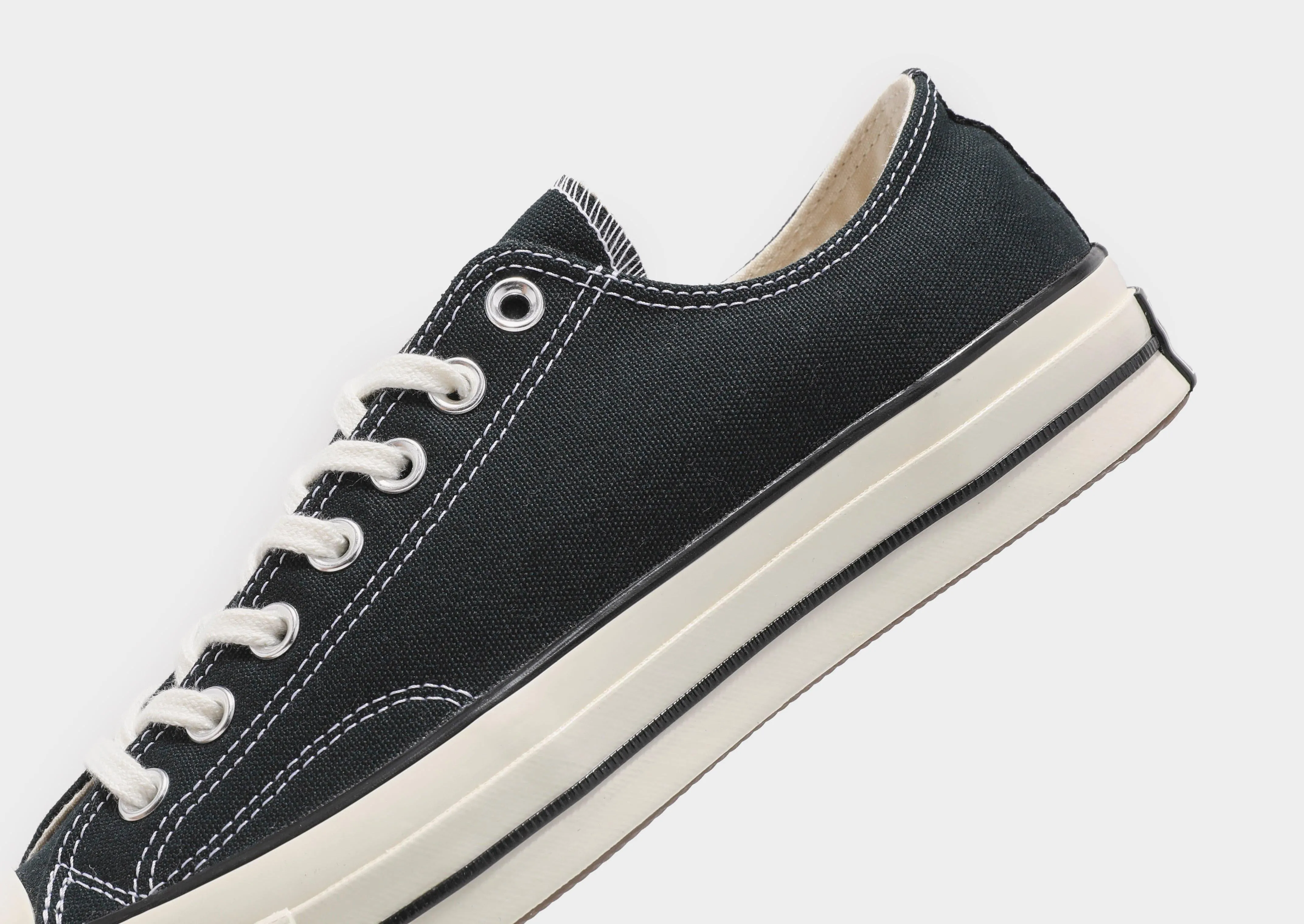 Crafted In Flow, Refined Presence, Cool And Essential, Motion-Driven Wear, Movement Ready