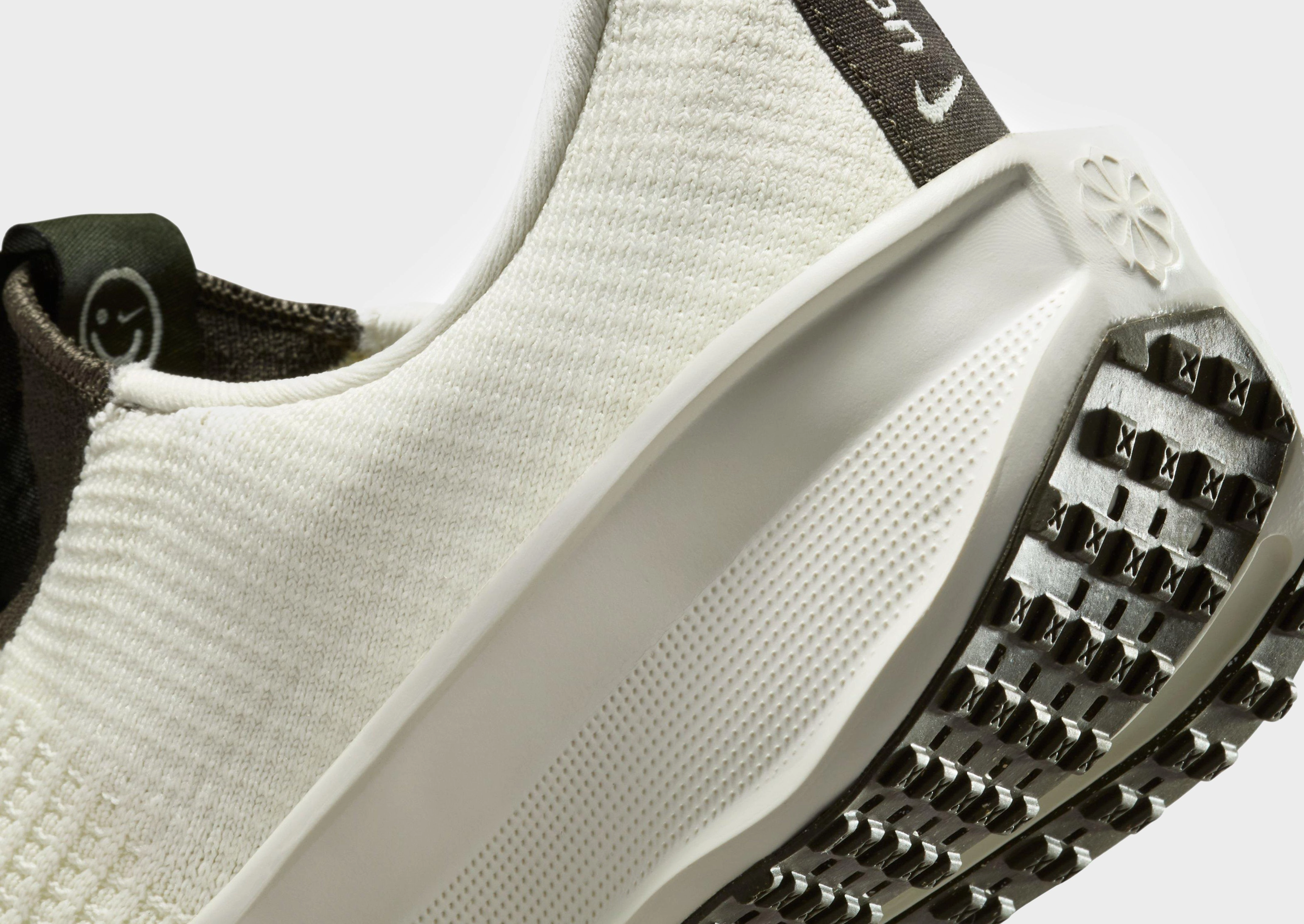 Fluid Motionwear, Tailored For Life, Minimal Details, Refined Tone, Street-Forward