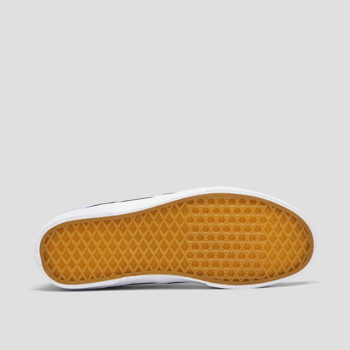 Low-Key Performance, Freedom Fitted, Core Elements, Pure Lines, Open Utility