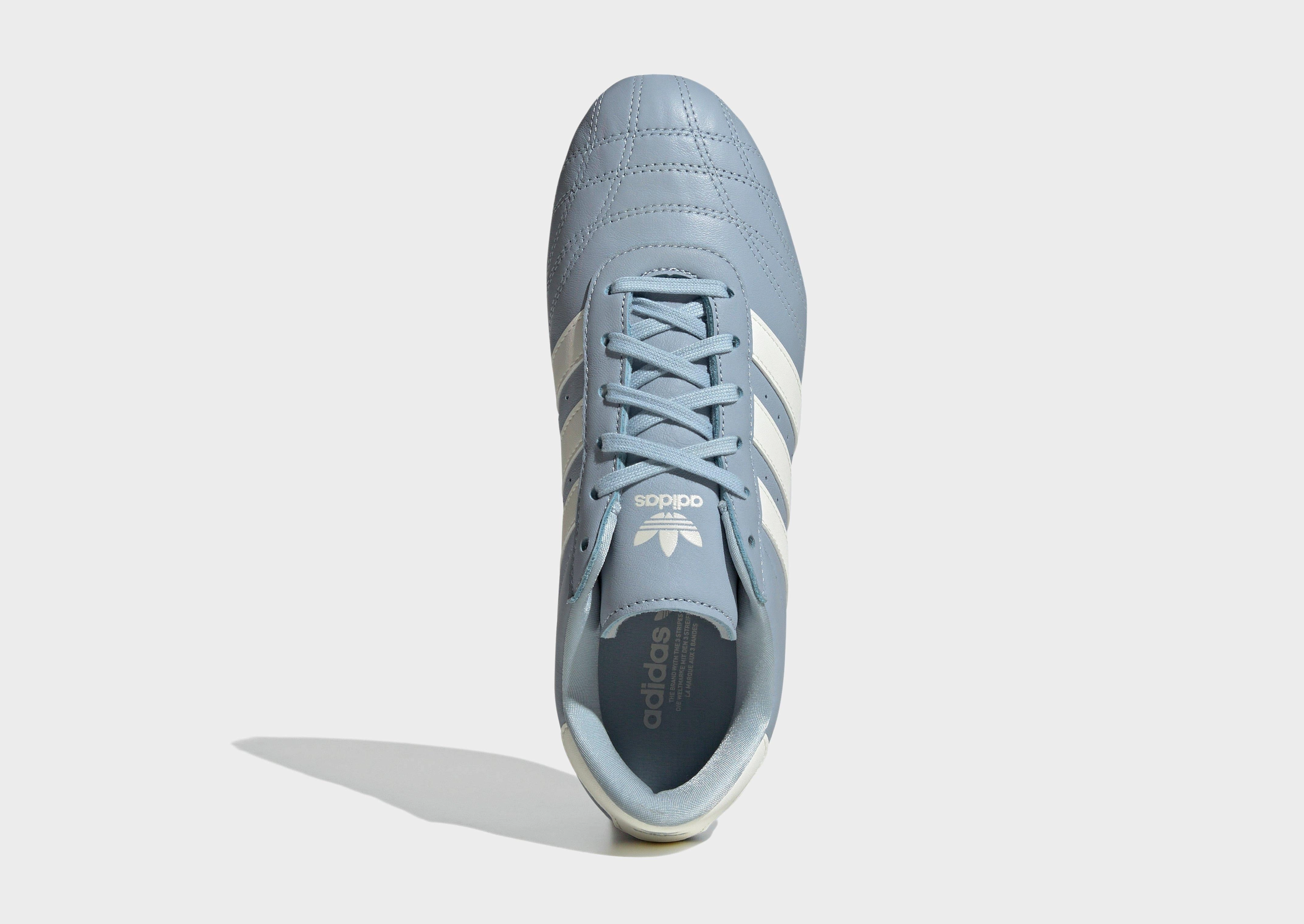 Effortless Minimal, Adapt Daily, Bold Looks, Adaptive Style, Your Everyday Edge, Adapt Your Pace, Crafted Clarity