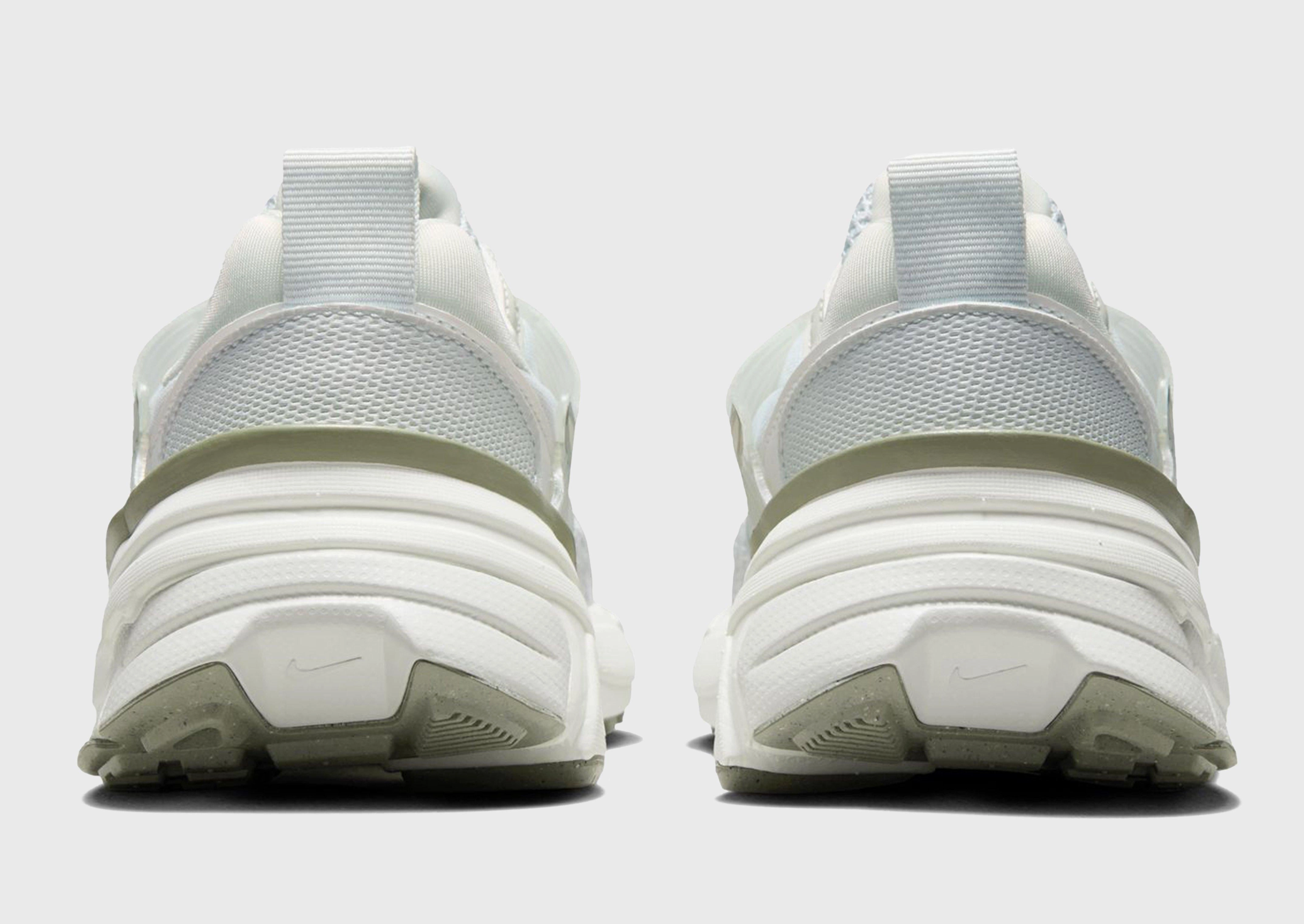 Everyday Core, Modular Minimalism, Form-Light Fit, Refined Balance, Minimal Details, Next-Gen Design