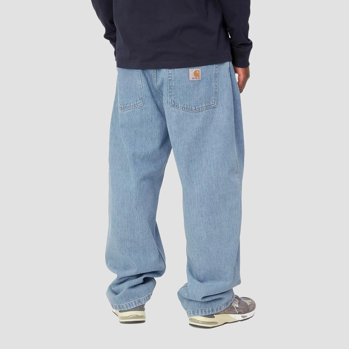 Versatile Layers, Style To Move, Urban Transition, Low-Key Performance, Seasonless Energy, Authentic Motion, Soft Power