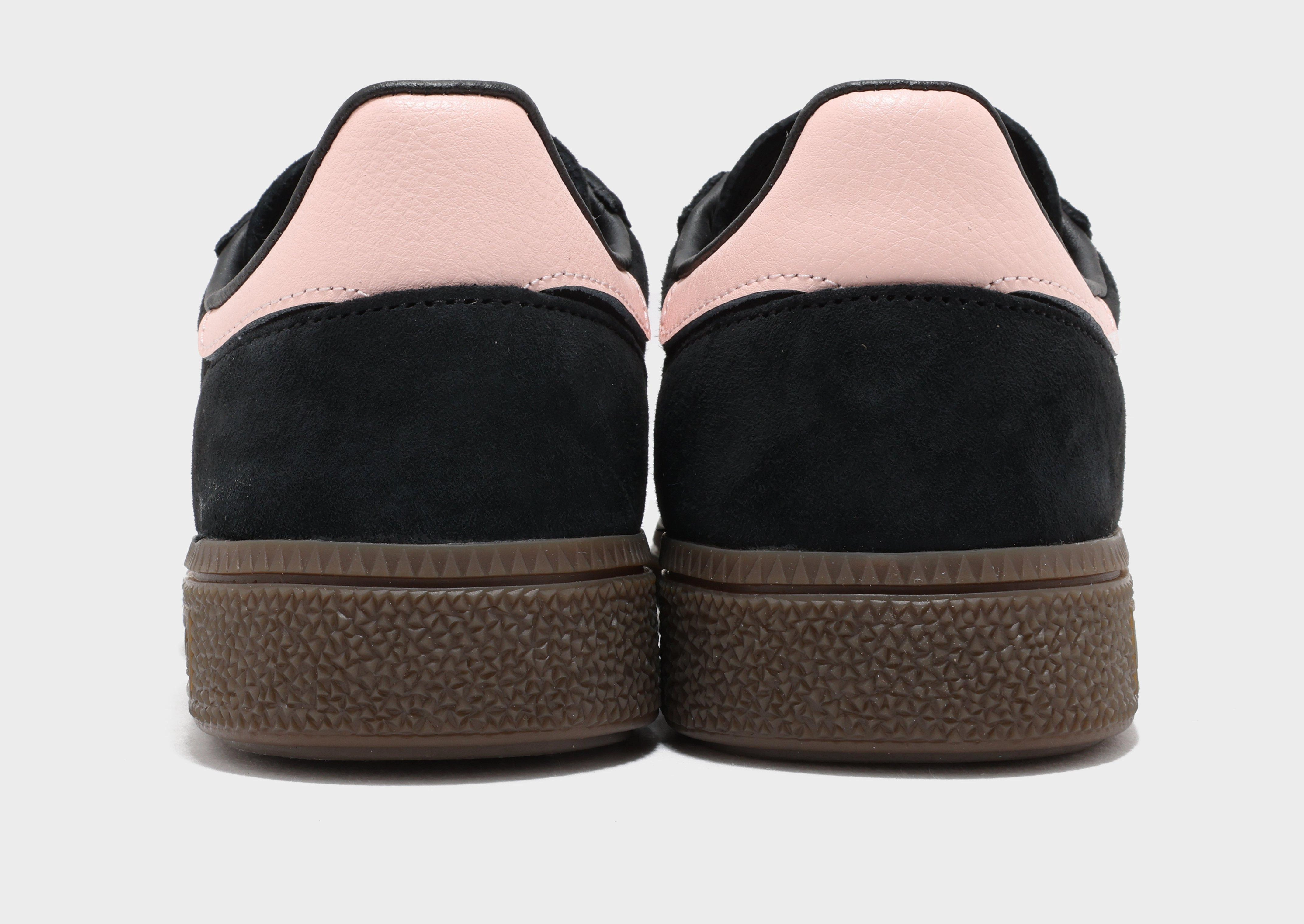 Low-Key Bold, Constant Comfort, Freedom Fitted, Progressive Feel, Engineered To Adapt