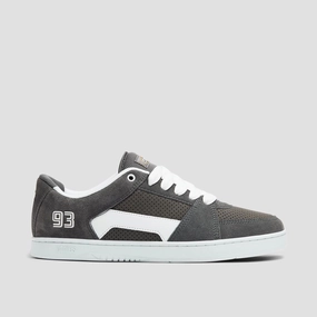 Daily Essentials, Urban-Motion Fit, Your Mobile Look, Clean-Motion System, Open Utility