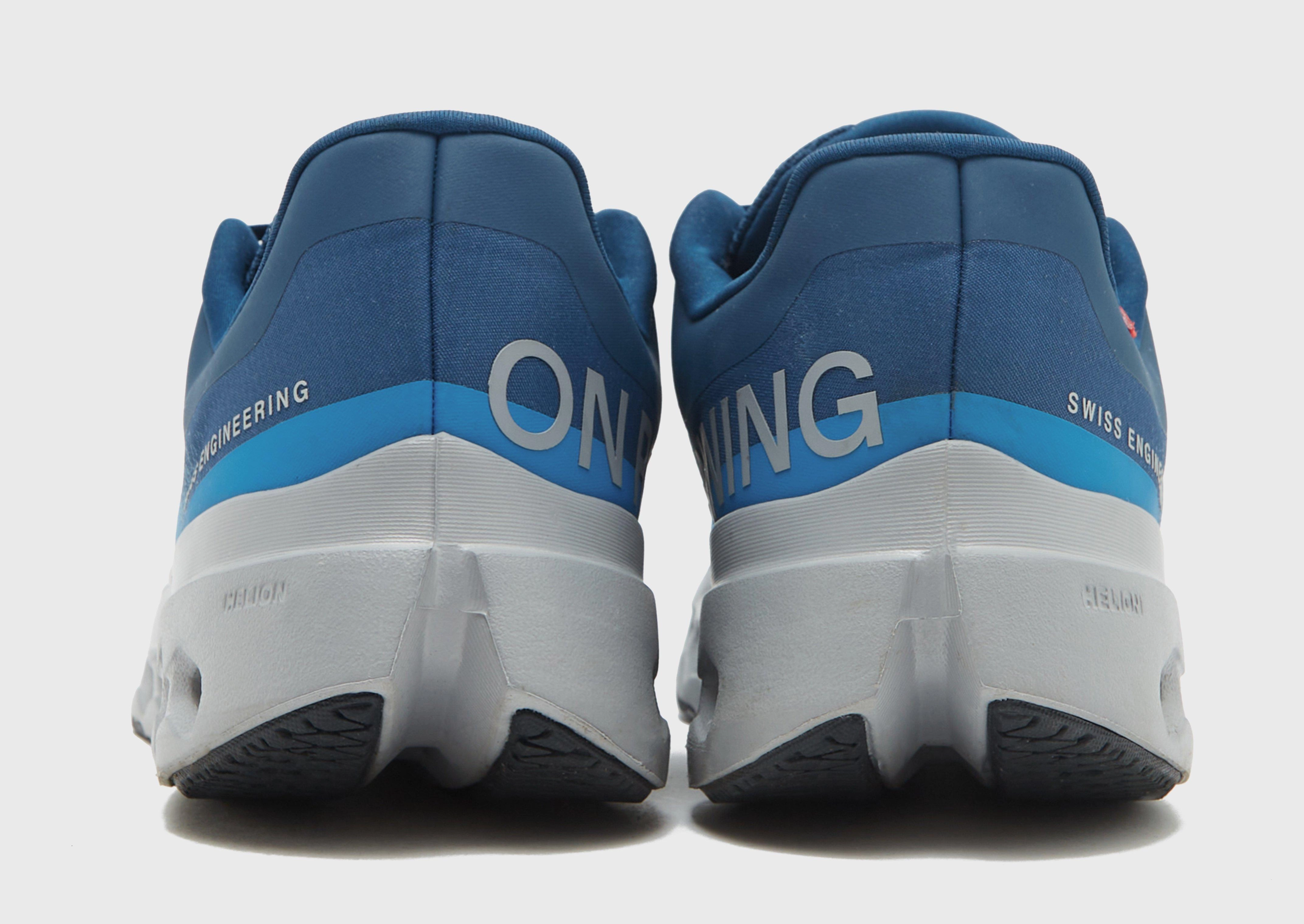 Future Utility, Mobility Made Easy, Flow-Wear Future, Adapt Daily, Refined Minimalism, City-Proof, Comfort-Driven