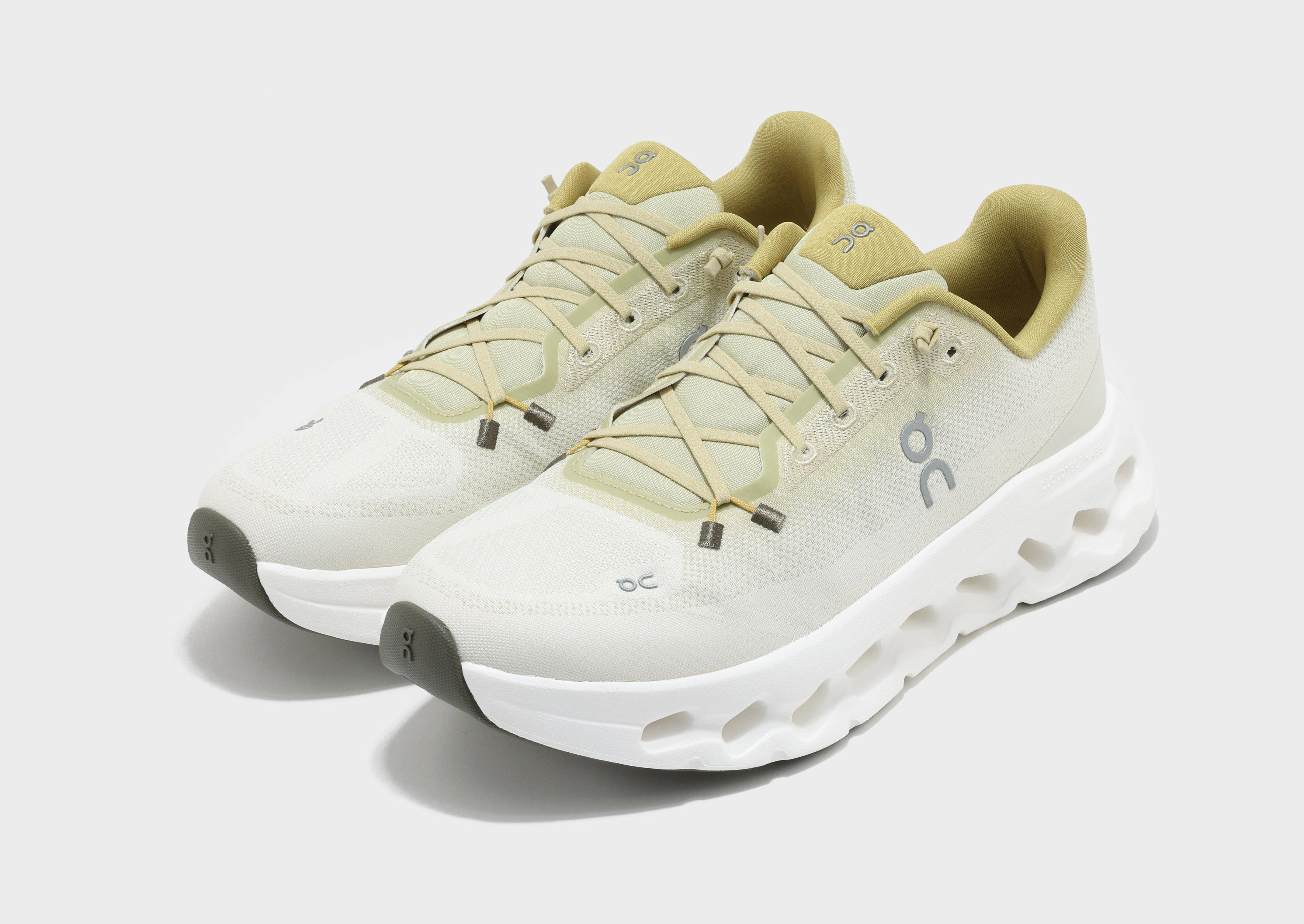 Fresh Drop, Soft Urban Core, Seasonless Energy, Move All Day, Modular Wear, Confident Minimal, Flow In Motion, Creative Layers