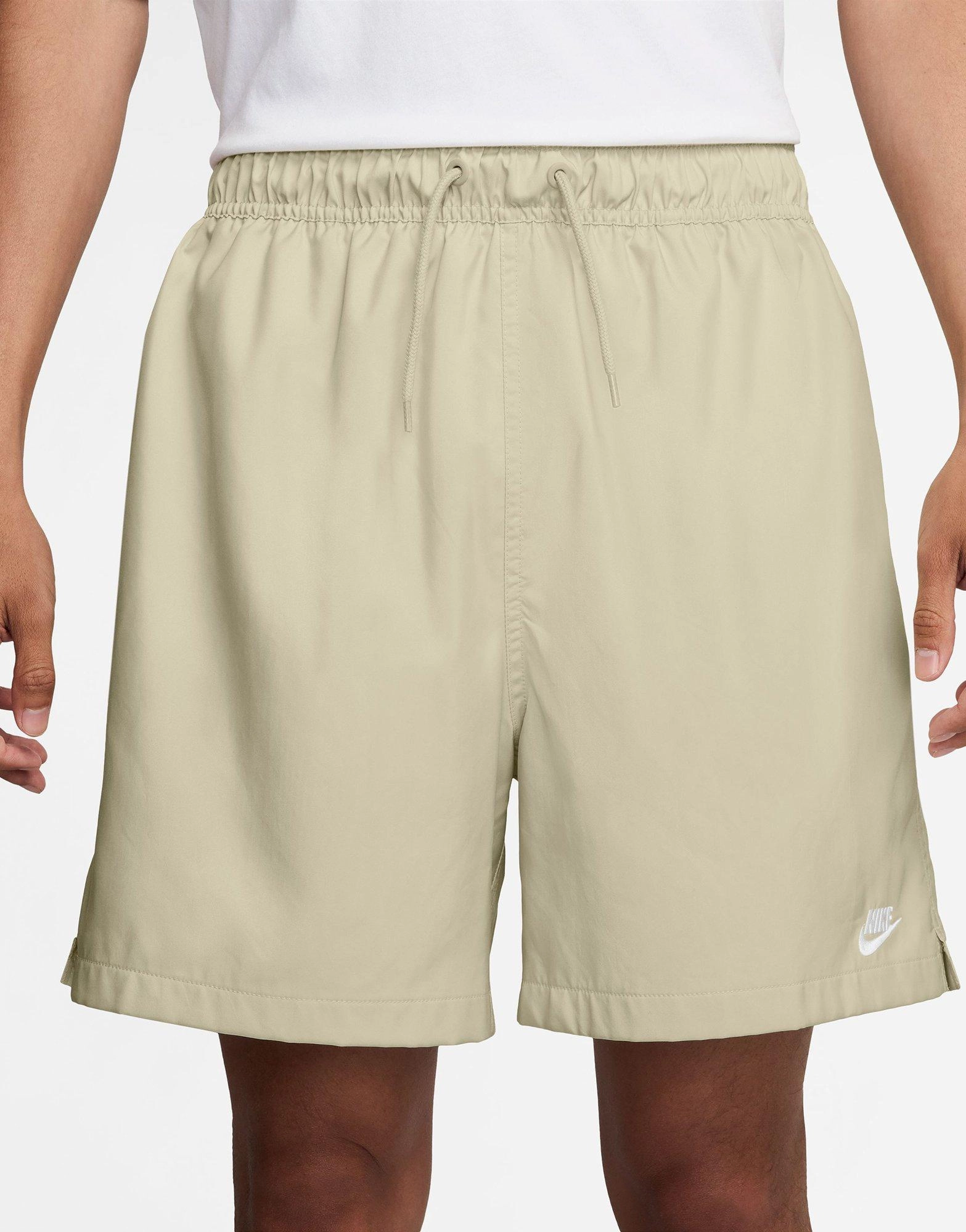 Forward-Looking Fit, Urban-Motion Fit, Anyday Style, Grounded Luxury, Movement Layers