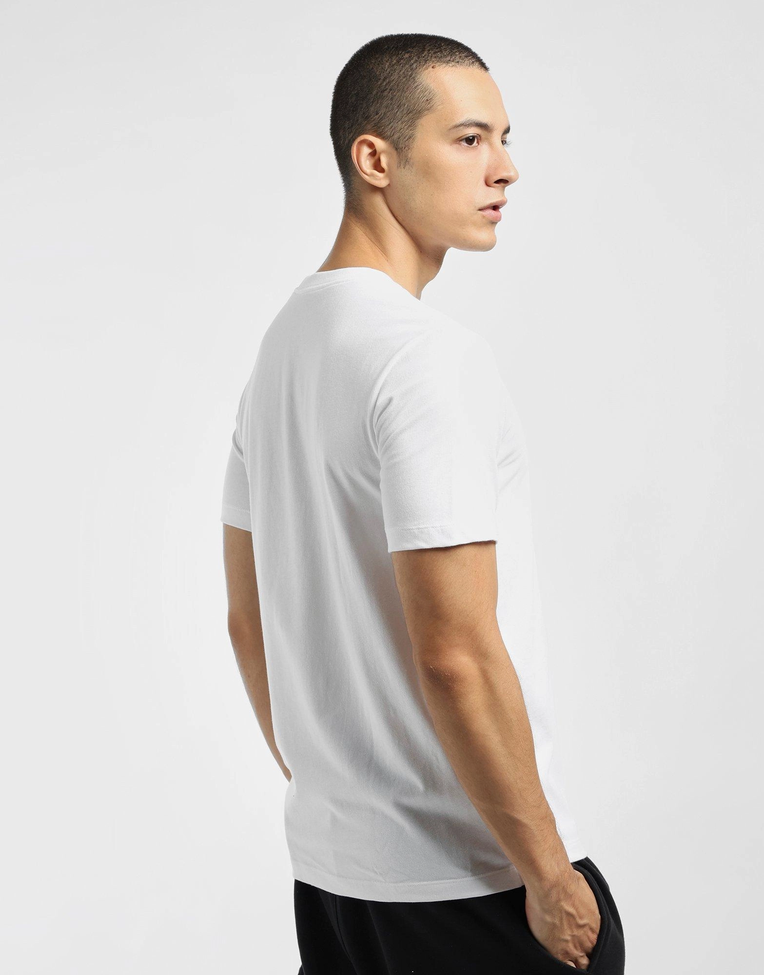 Dynamic Balance, Designed With Flow, Adapt Your Pace, Express In Ease, Style Forward, Quiet Design, Core Movement, Universal Pieces