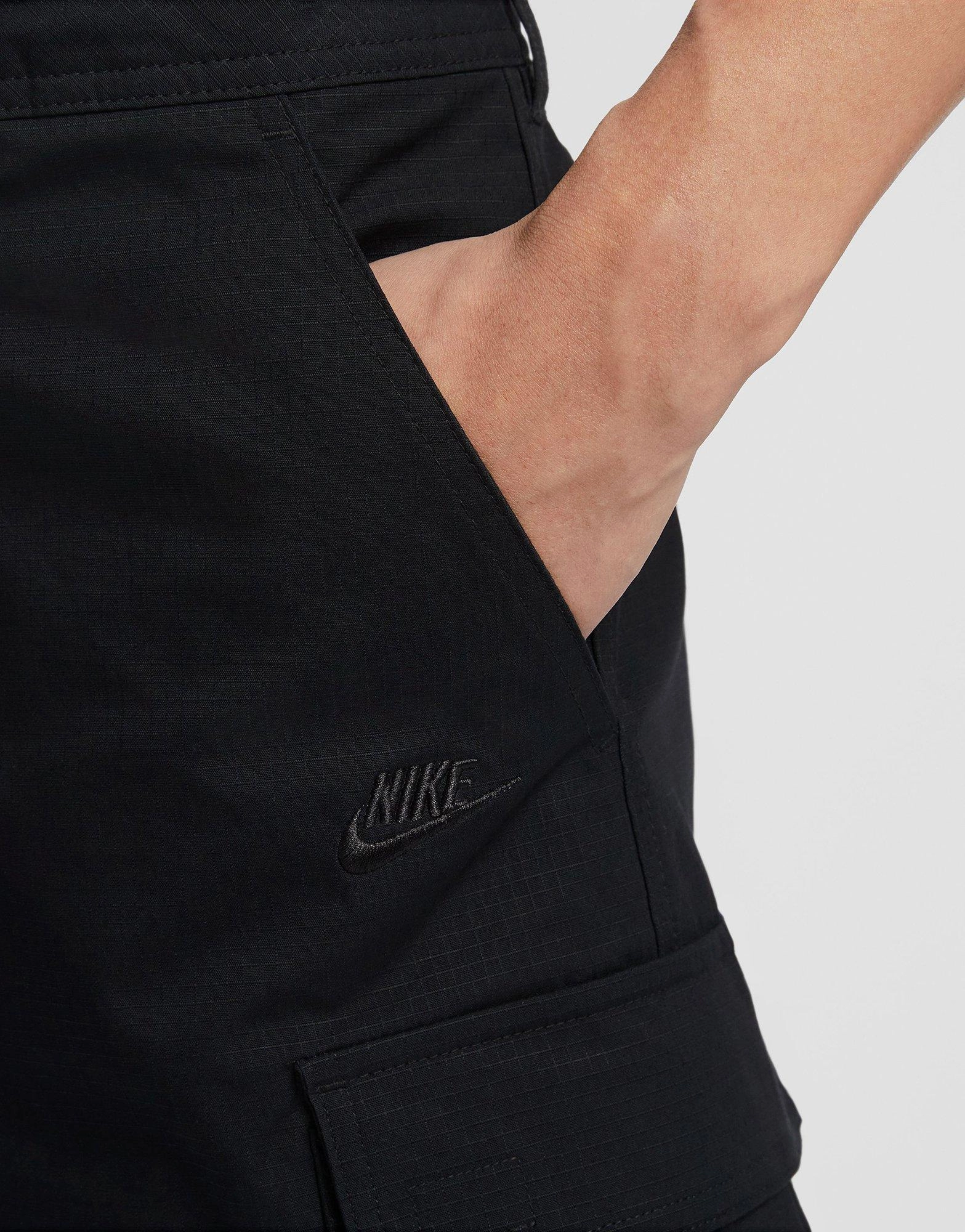 Dynamic Presence, Everyday Ease, Shaped For Today, Clarity Wear, Urban Lifestyle
