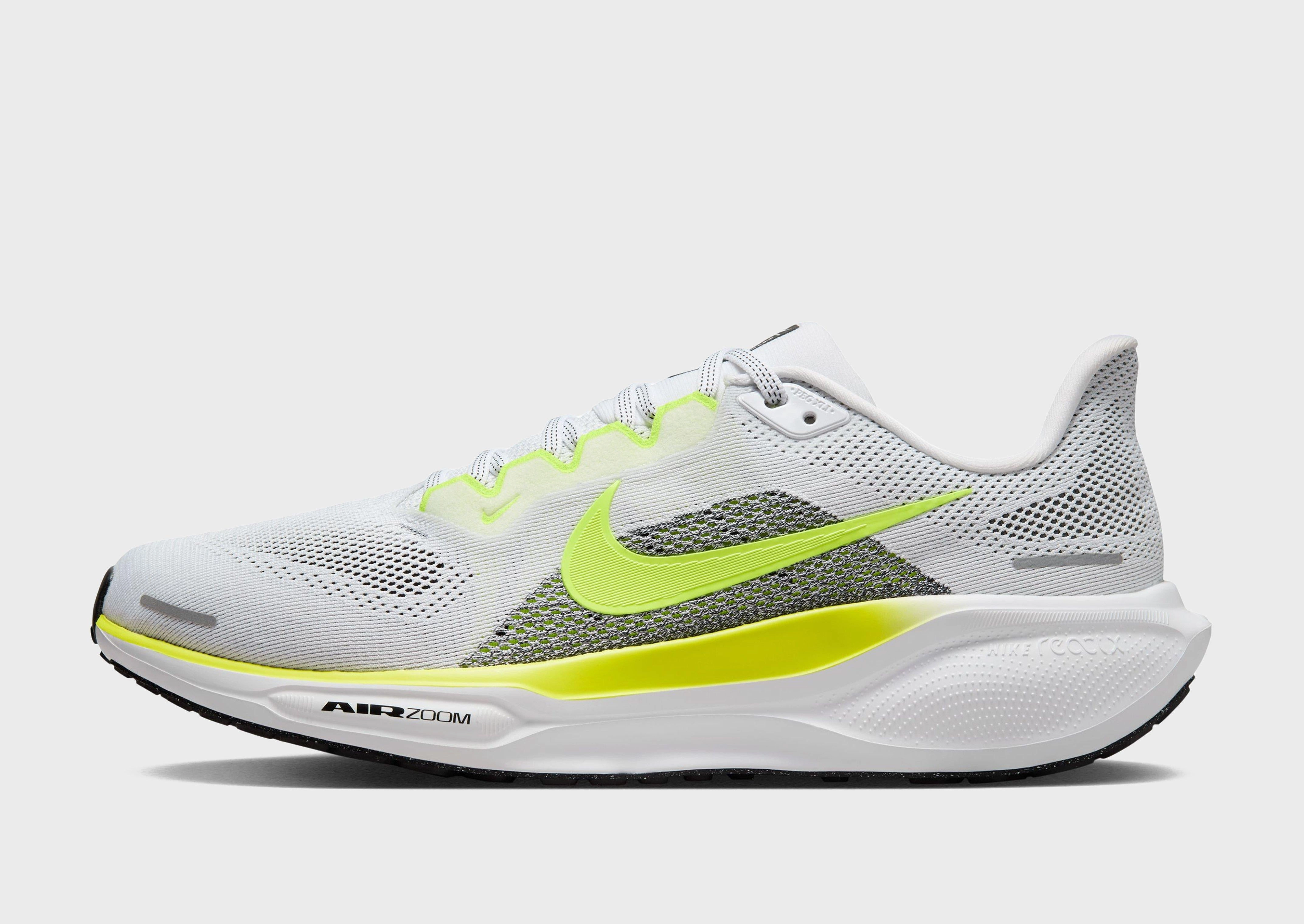 Refined Chill, Motion-Minded, Smart And Simple, Layer Light, Your Daily Function, Movement-Inspired, Function-First Fit