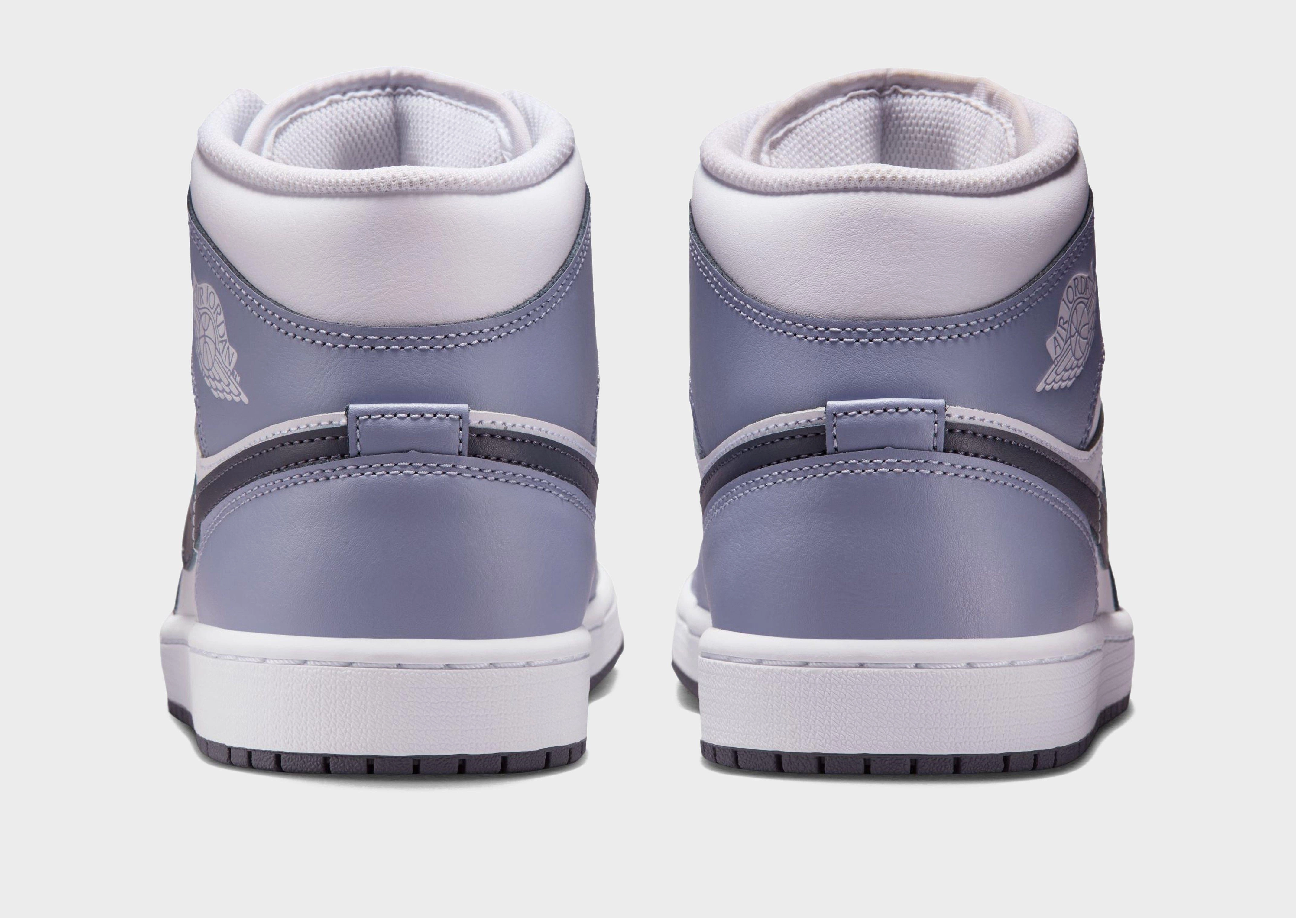 Adaptable Pieces, Soft-Fit System, Multi-Wear Essentials, Urban Lifestyle, Cool Minimalism, Modern Evolution