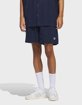 Balance Meets Style, Understated Utility, Streamlined Pieces, Bold Looks, Function With Style