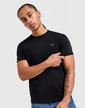 Progressive Outfit, Everyday Motionwear, Refined Feel, Quiet Impact, Smart Function, Subtle Style Gear, Style In Sync