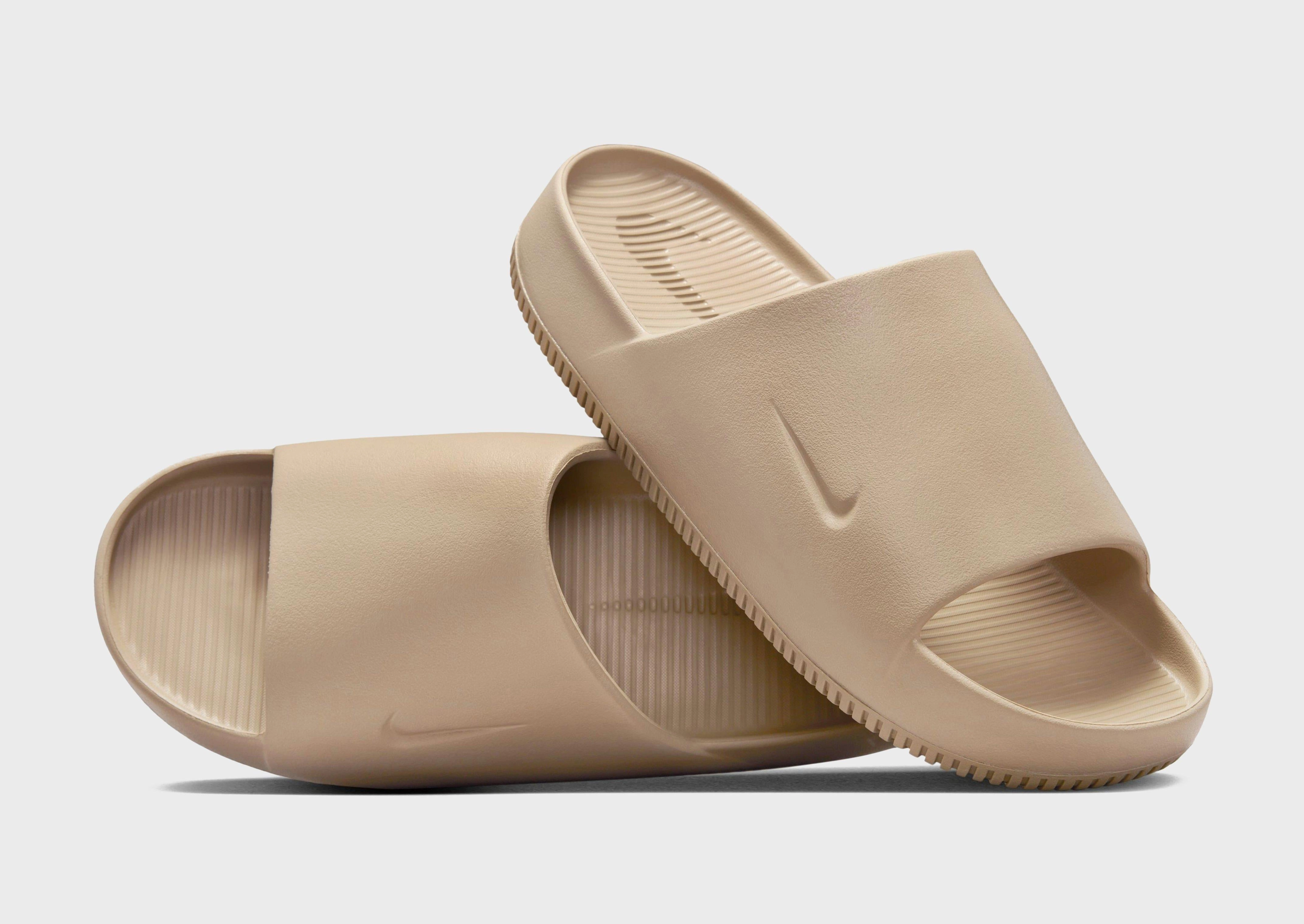 Move-Easy Layers, Comfort-Focused, Modern Utility, Essence Of Movement, Refined Presence