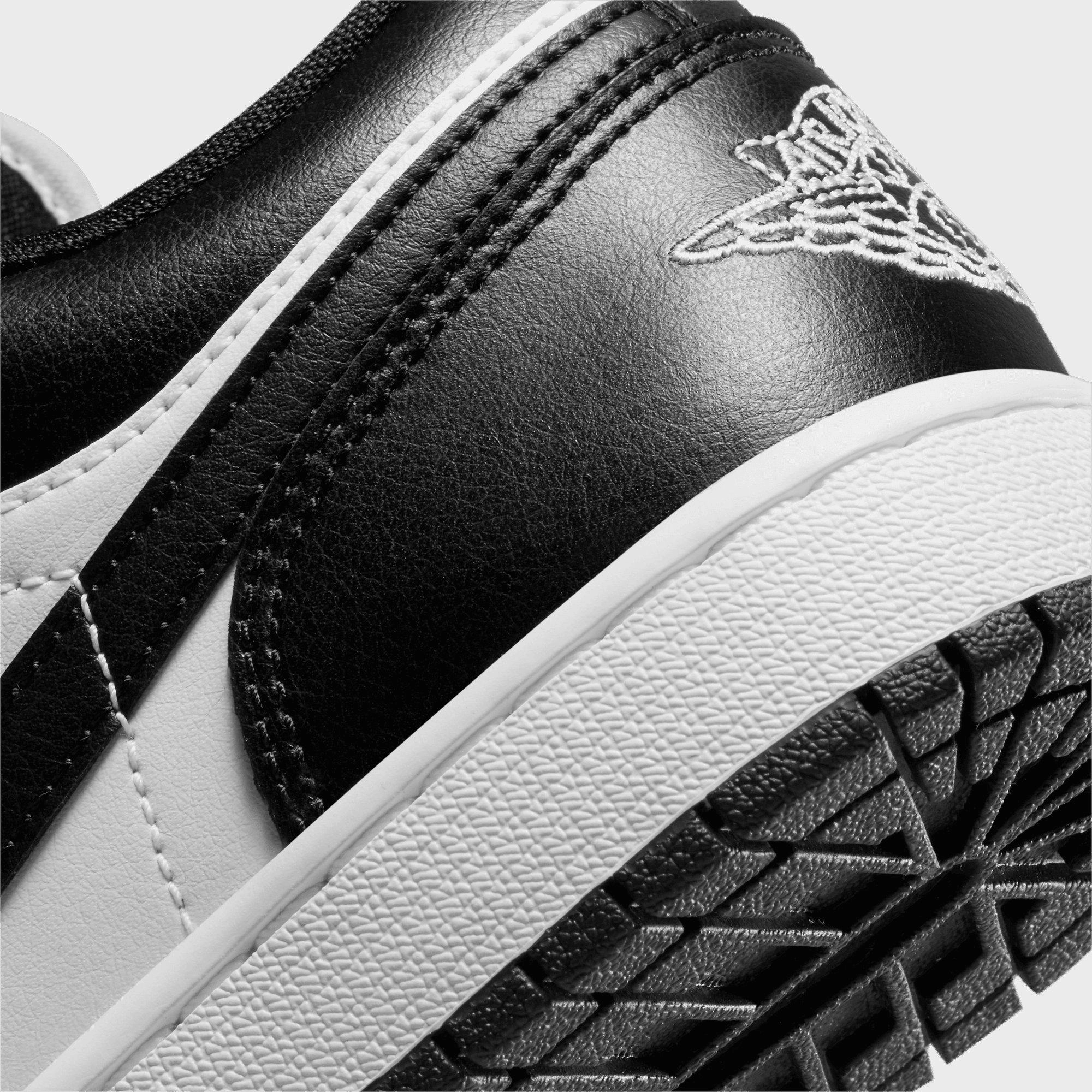 Universal Fit, Refined Tone, Minimal Focus, Subtle Style Gear, Your Everyday Edge, Wear The Moment, Move Smarter